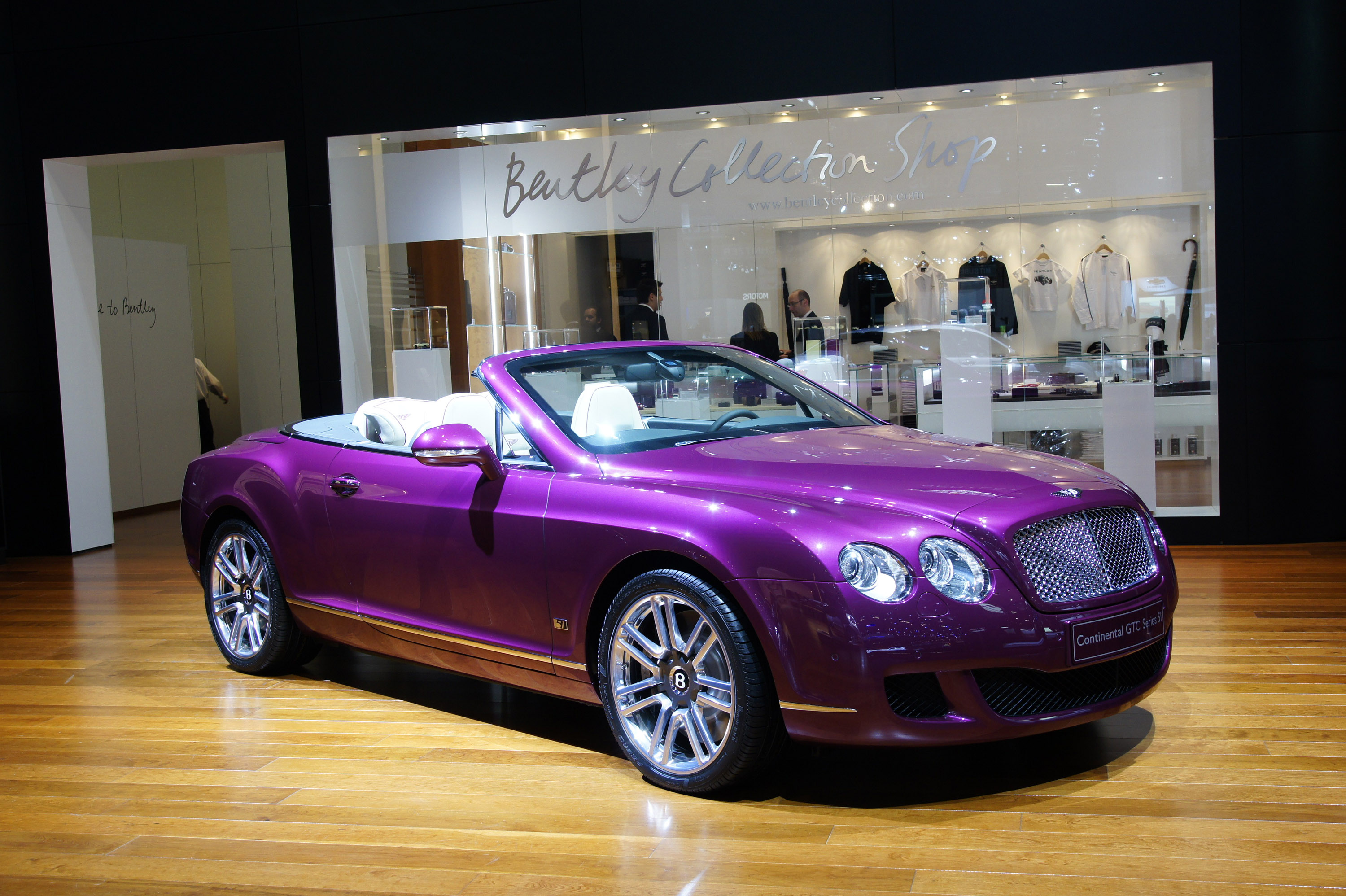 Bentley Continental Gtc Series 51 Geneva 2010 Picture 35399