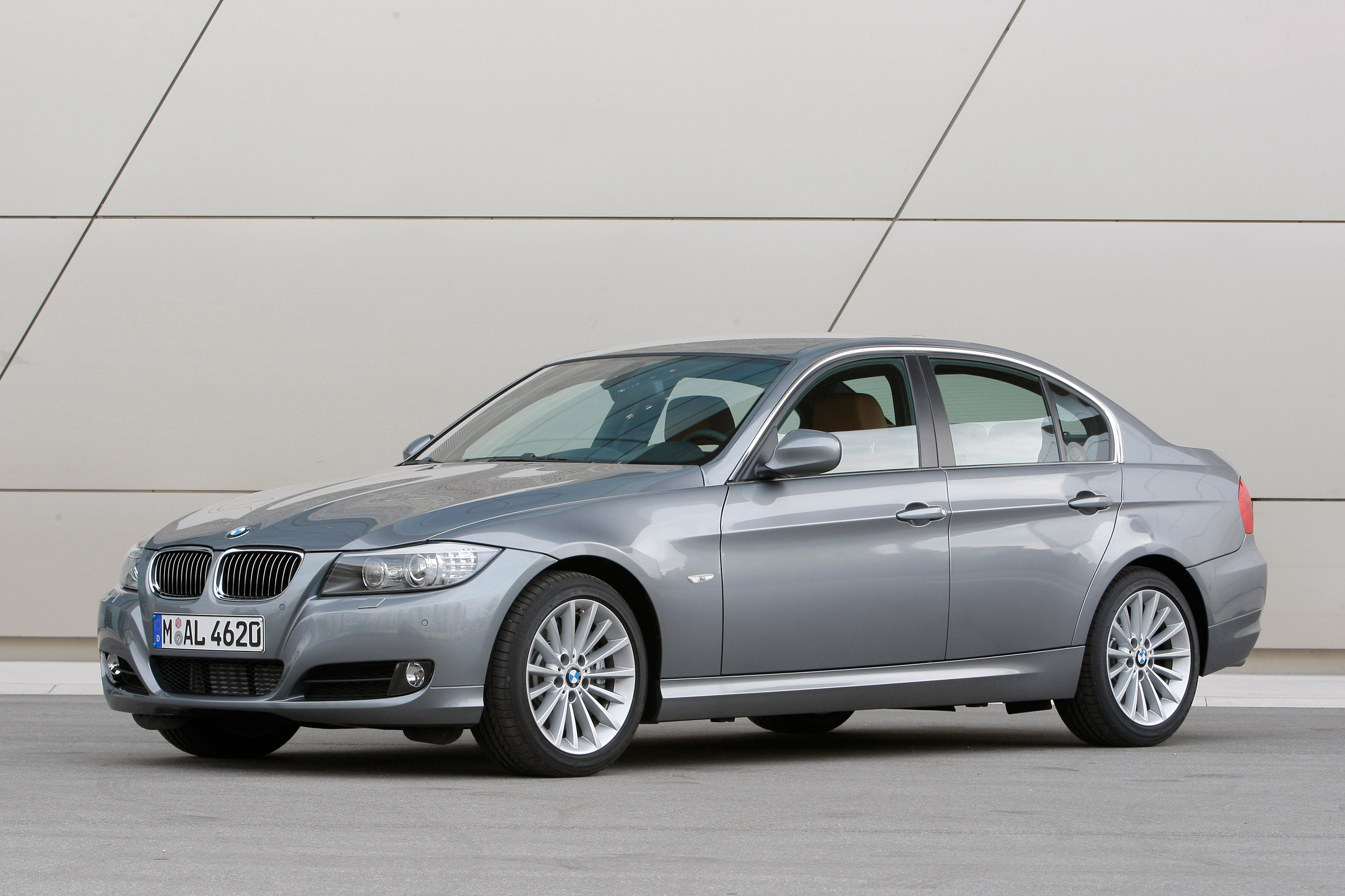 BMW Confirms High-Performance, Super-Frugal 330d Sedan For ... BMW Confirms High-Pe