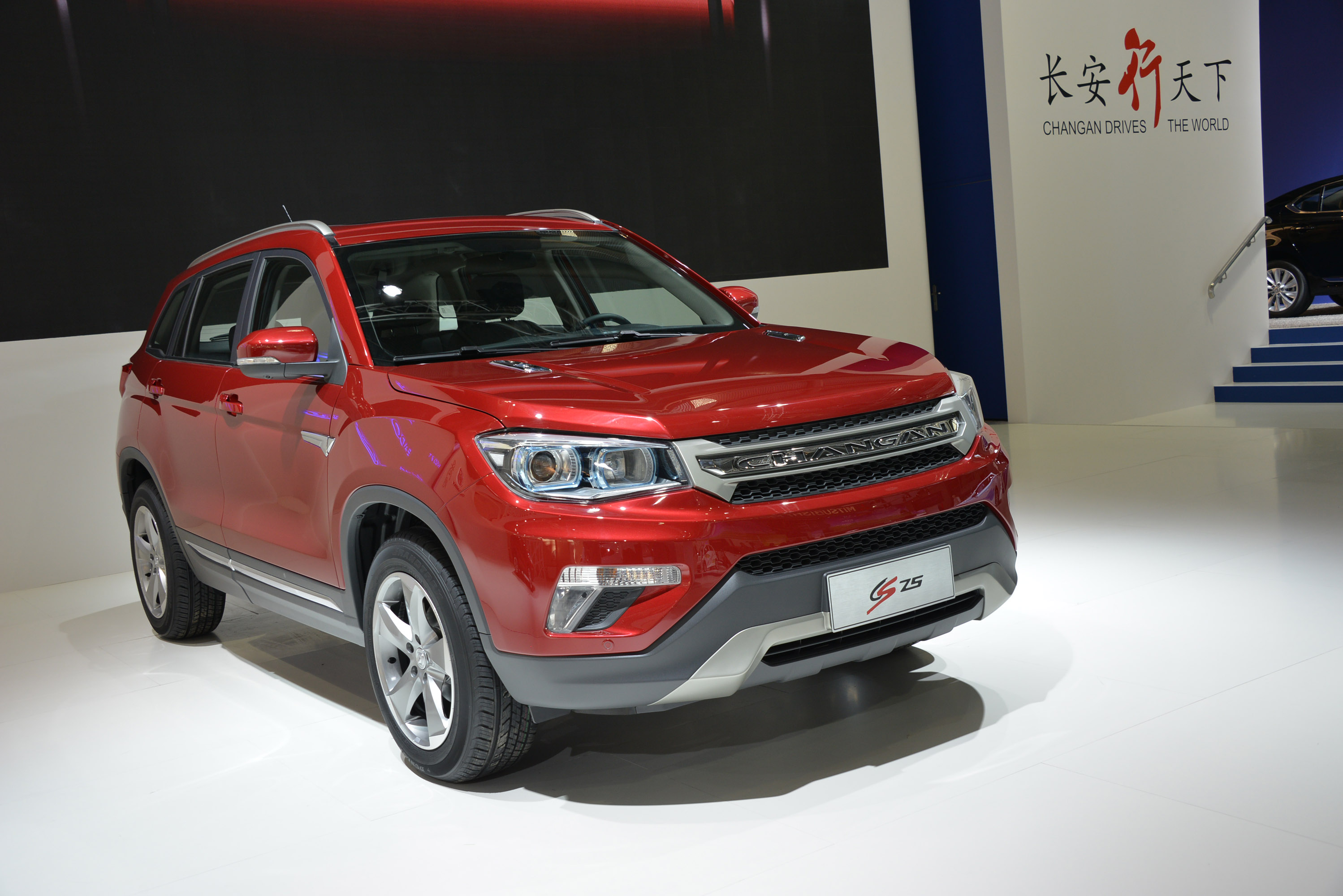 Китайские автомобили модели цены. Changan cs75 FL 4wd. Китайский кроссовер Чанган cs75. Китайский кроссовер Чанган 75. Changan cs75 2022.