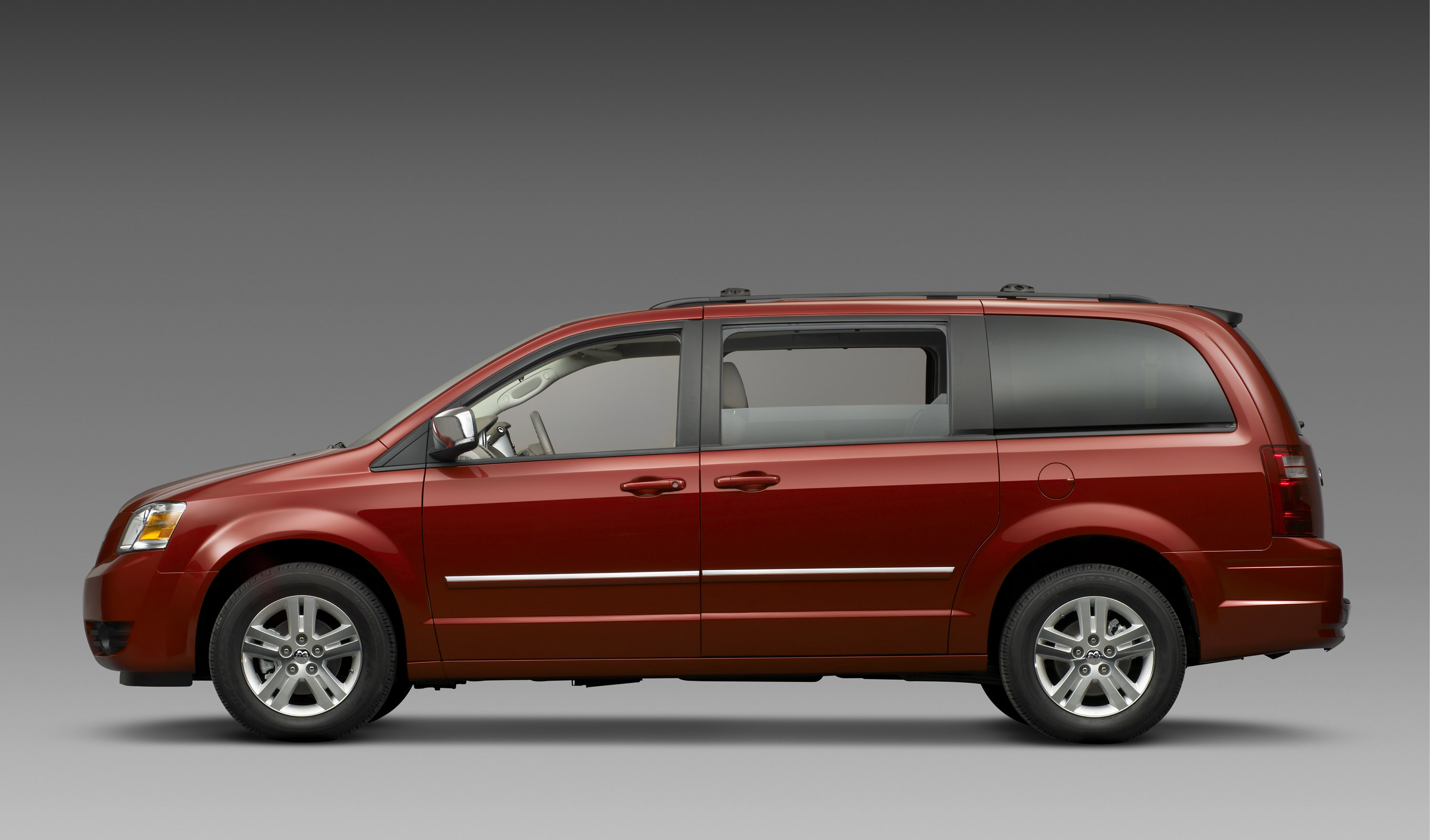 Dodge Grand Caravan and Chrysler Town & Country