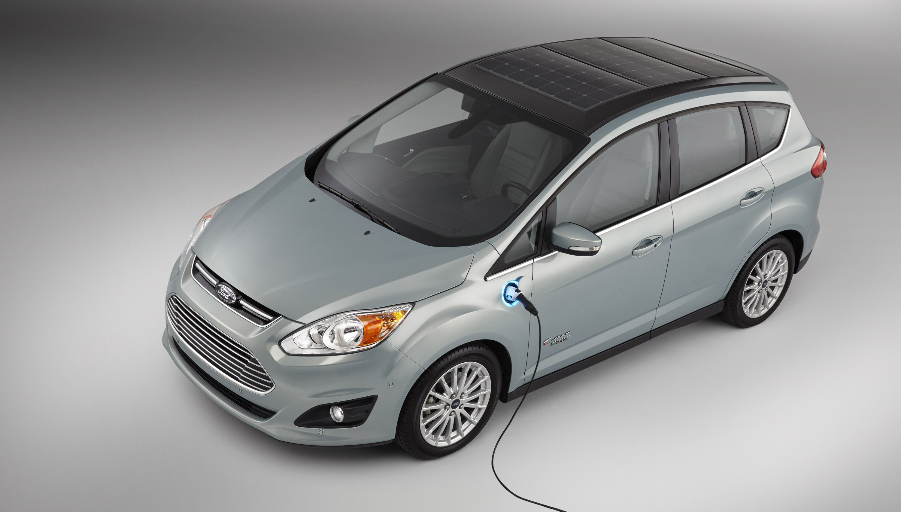 Ford to unveil solar hybrid concept car at ces #10