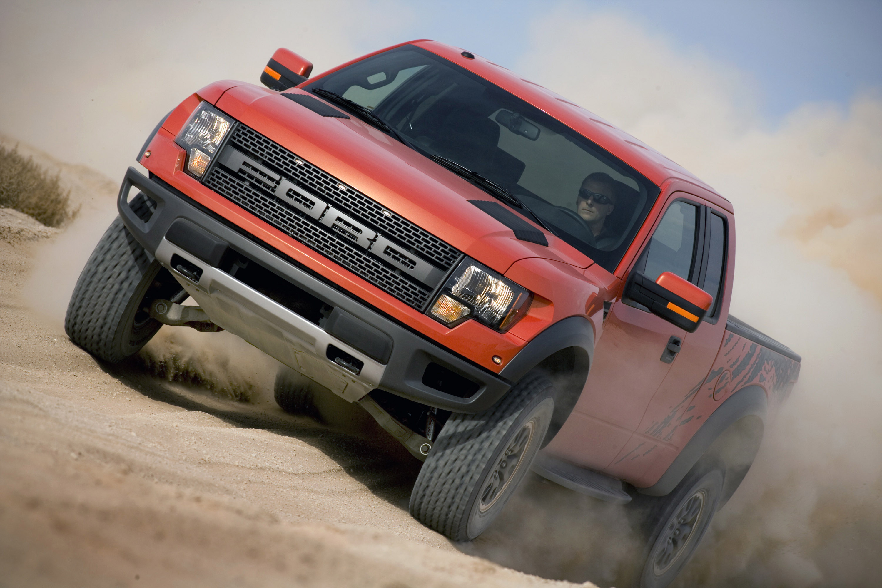 2010 Ford F-150 SVT Raptor picture - pic10238. 