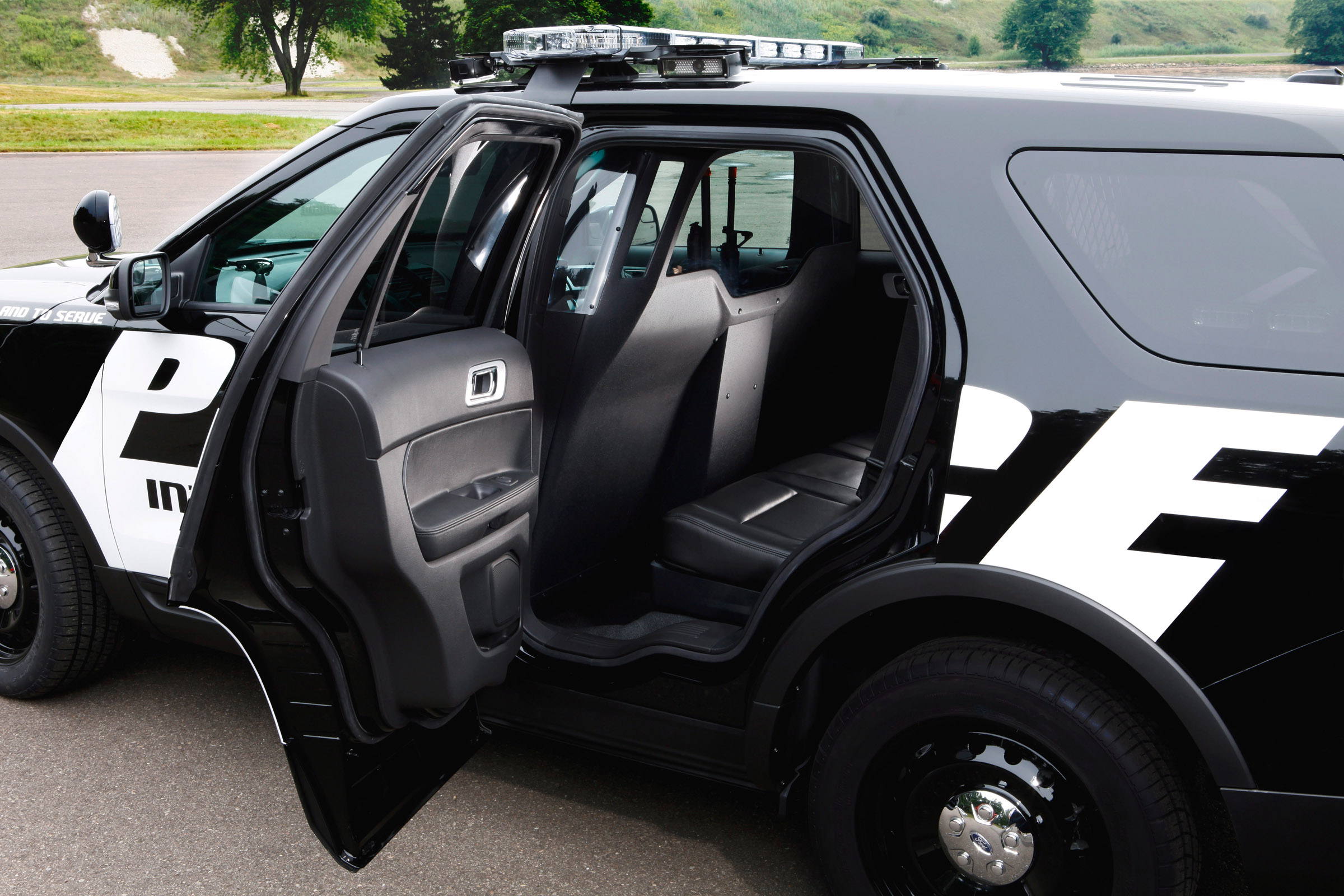 Ford with new bold crimefighter Ford Police Interceptor Utility Vehicle