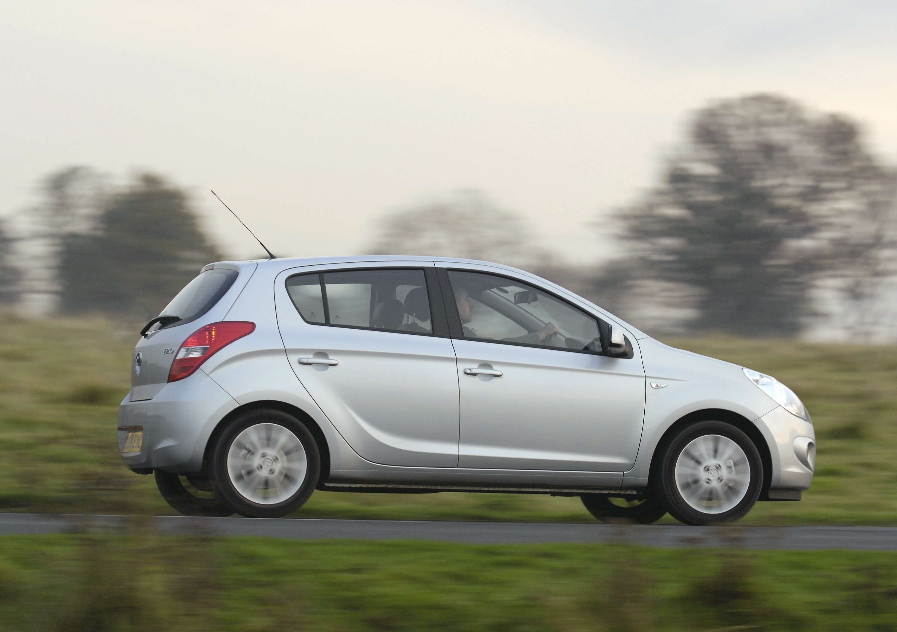 Hyundai i20 фото