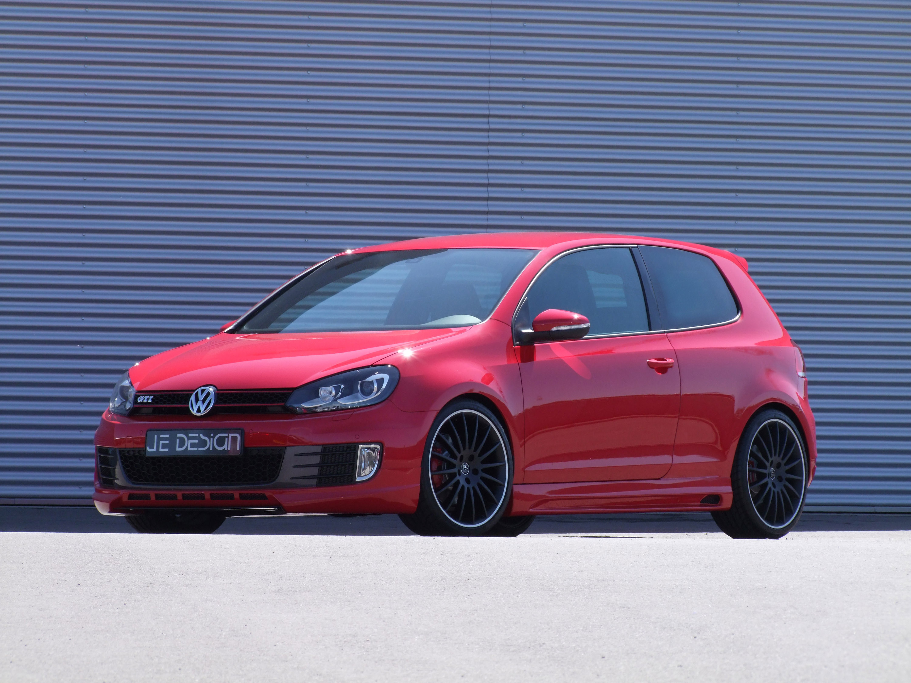 JE DESIGN boosted VW Golf VI GTI to 270HP