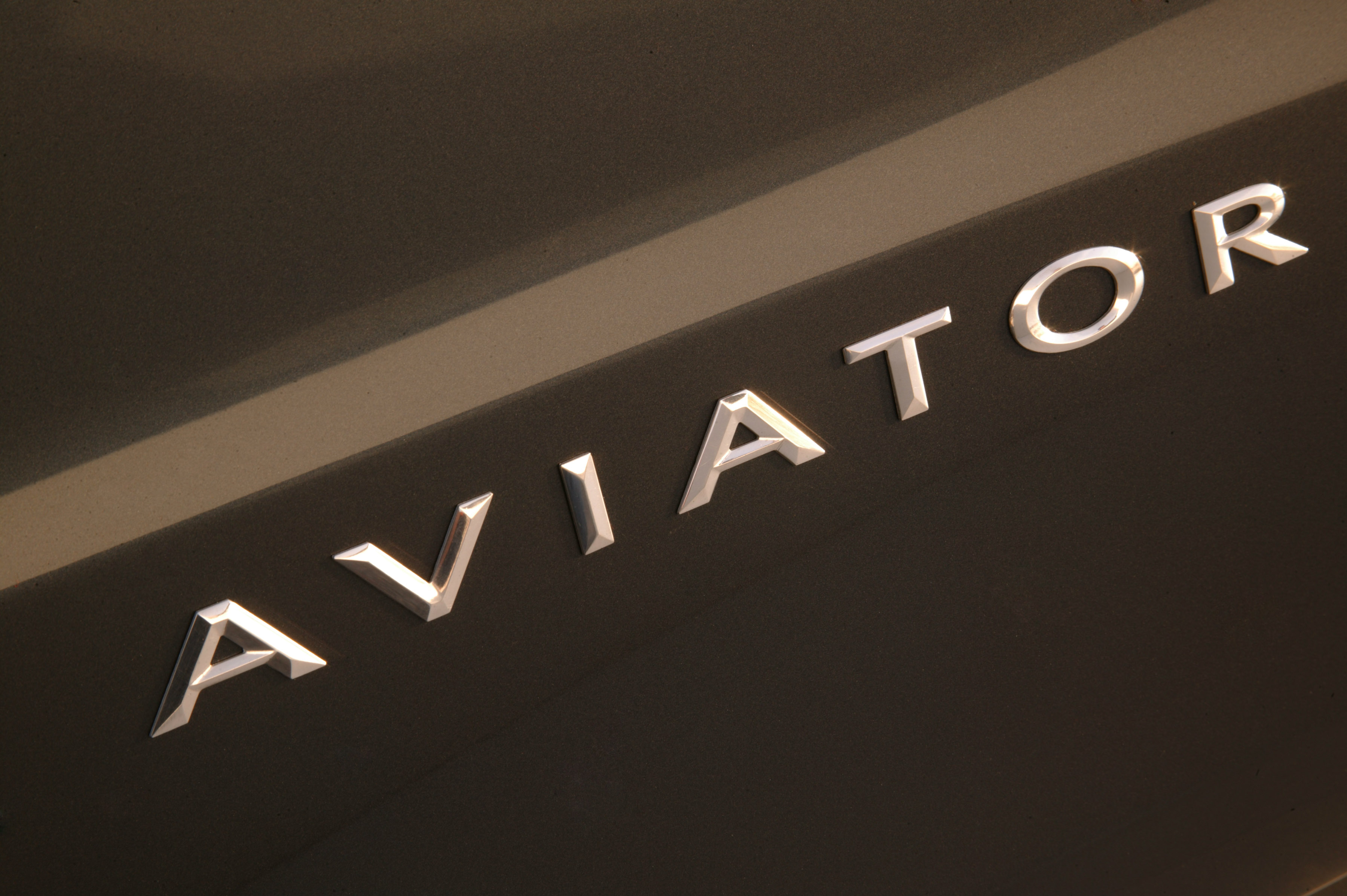 Lincoln Aviator Concept - Picture 31593 Lincoln Aviator Concept - Picture 31593
