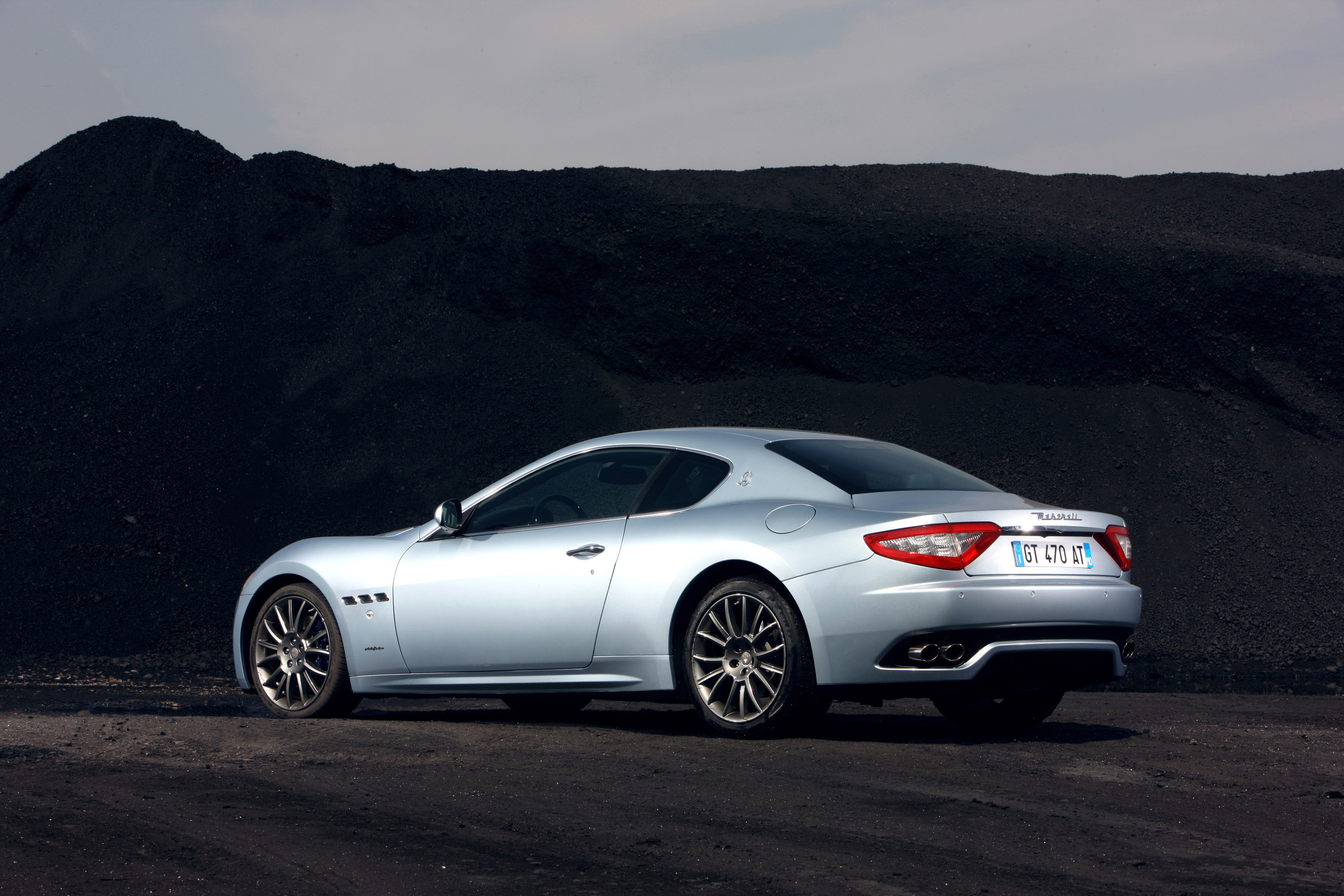 Мазерати granturismo s