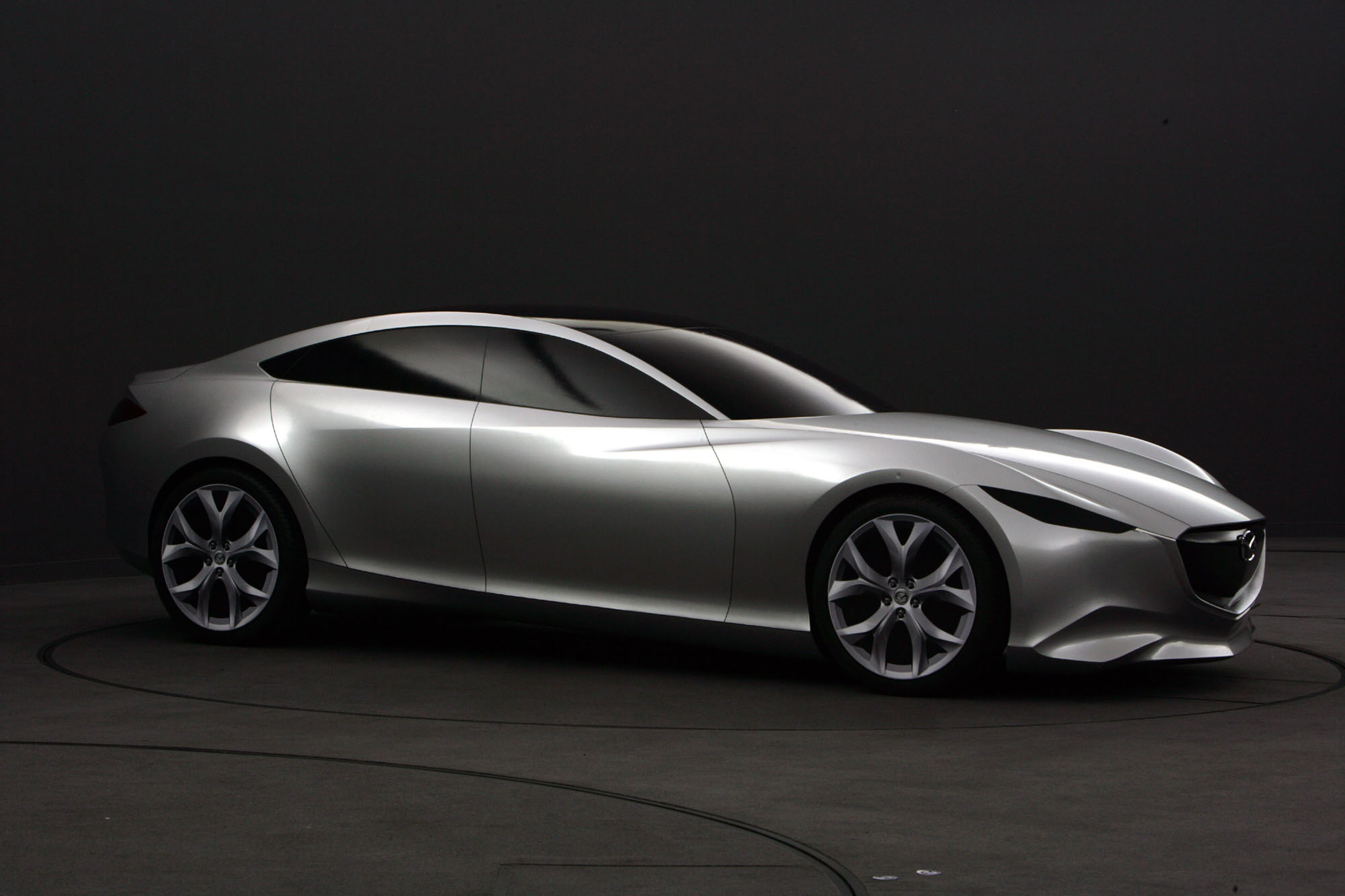 Mazda Shinari Concept at the 2010 Paris Motor Show Mazda Shinari Concept at the 2010 Paris Motor Show