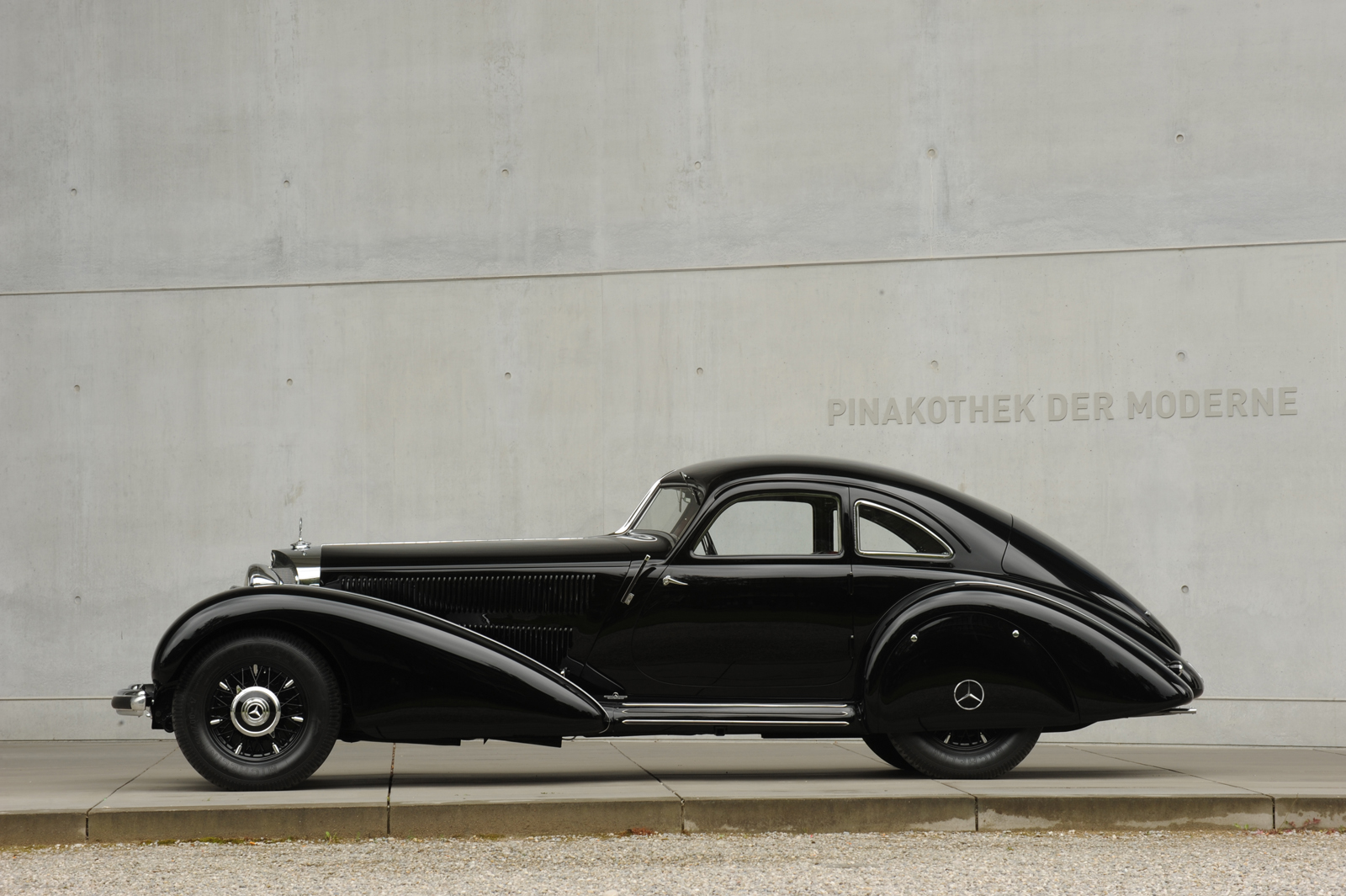 Mercedes Benz Symbol >> Exhibition “Milestones Automotive Design - Example ... Mercedes Benz Symbol >> Exhibition “Milestones Automotive Design - Example ...