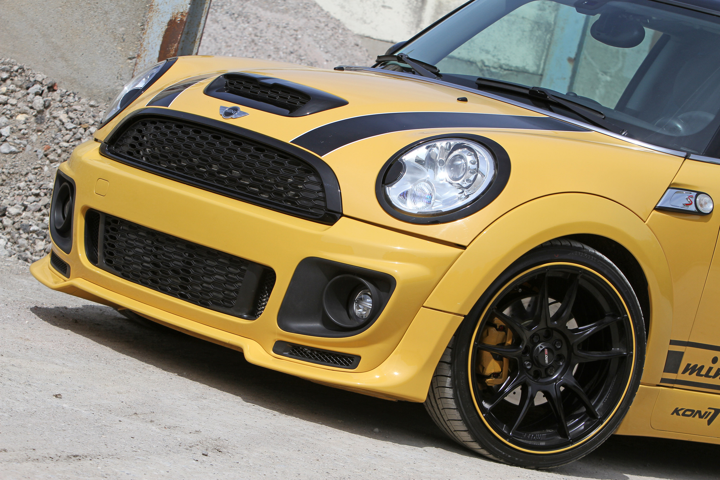 Minitune Enhances Mini Cooper S R56