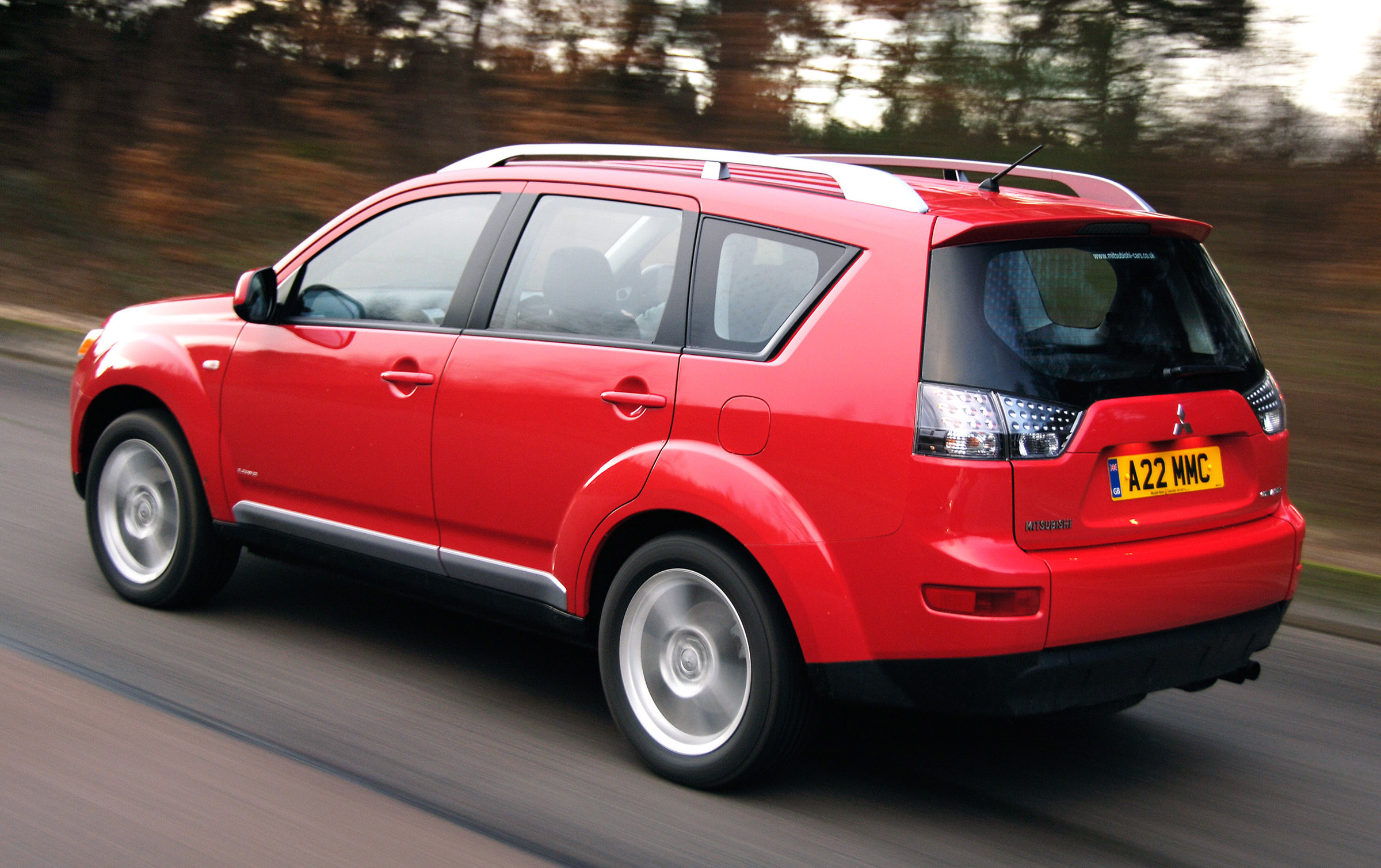 Mitsubishi Outlander range grows by 2