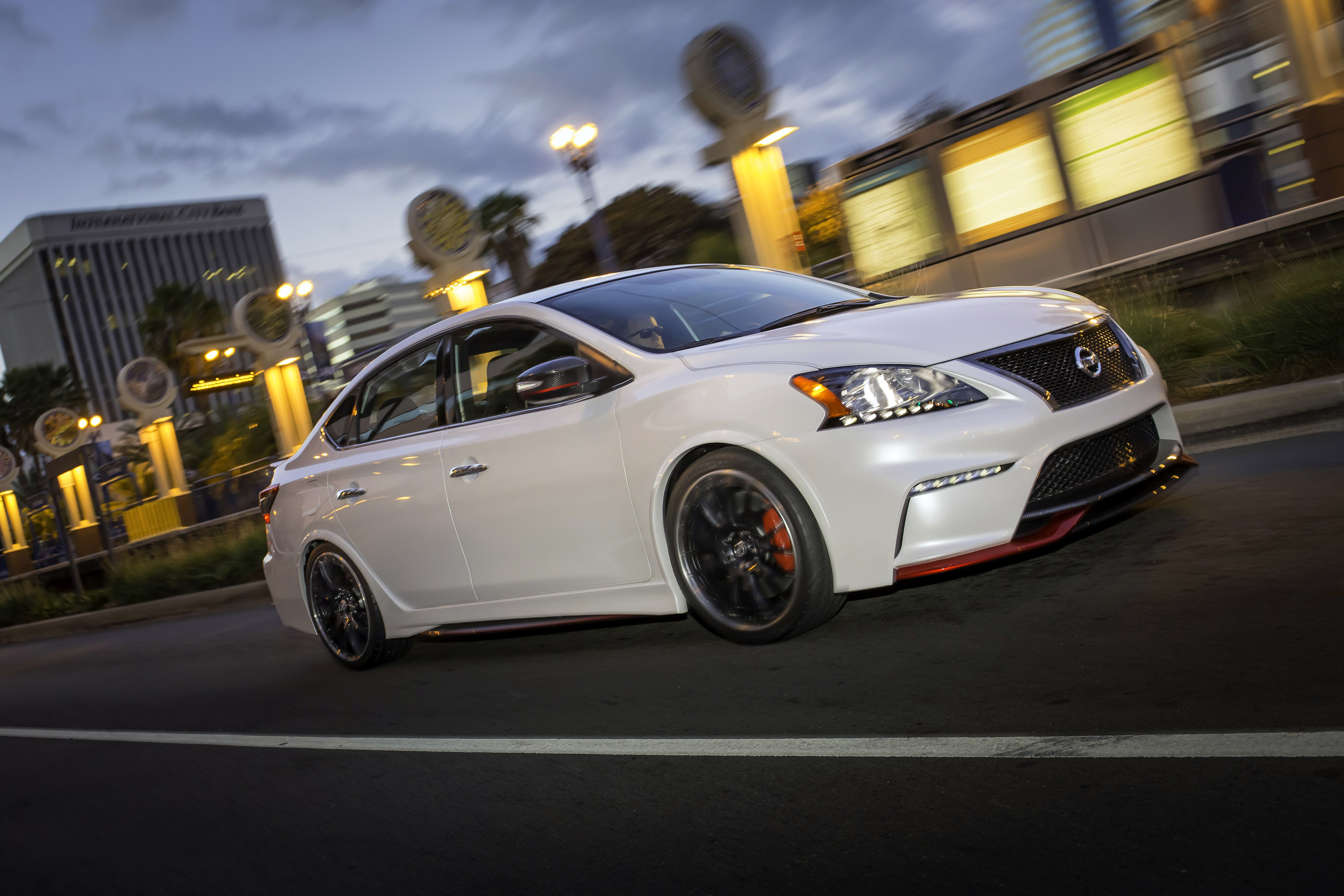 Nissan Unveils Sentra NISMO Concept Nissan Unveils Sentra NISMO Concept