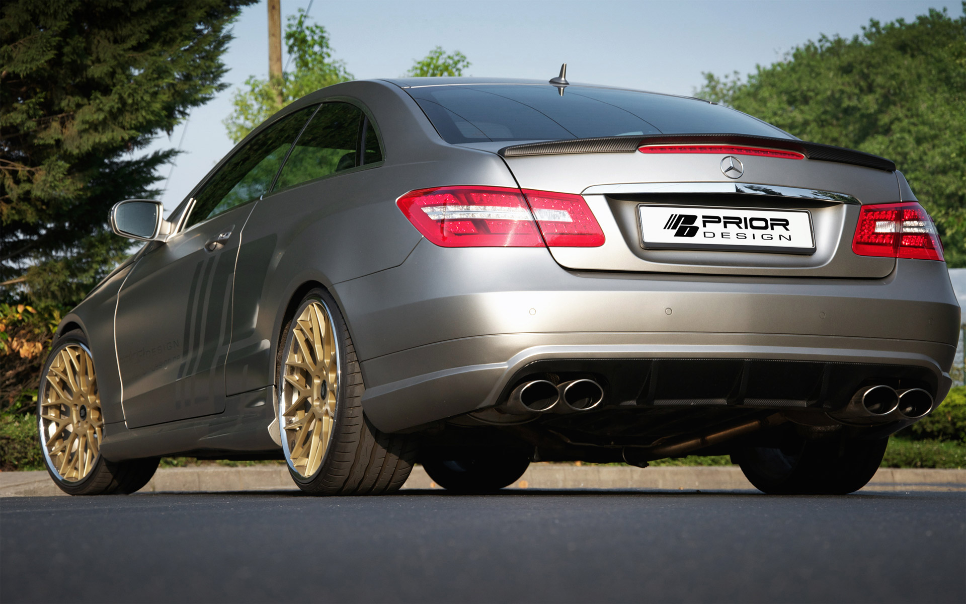 Mercedes Benz c207 prior Design