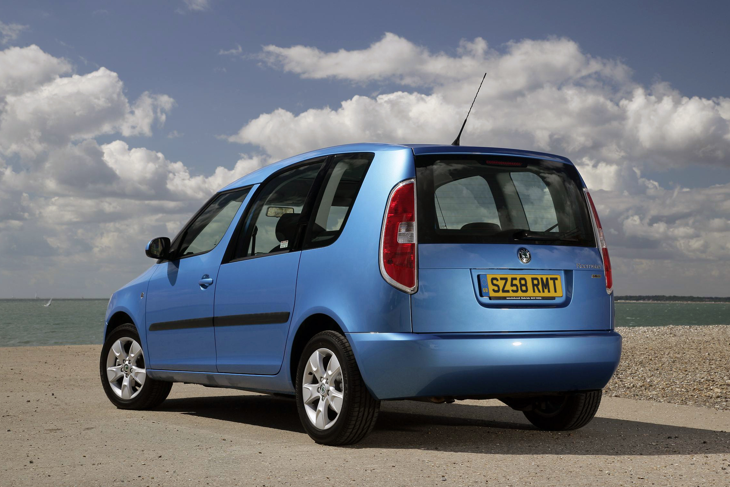 X1 Photos Mobile App >> Skoda Roomster 2 - Picture 9918 X1 Photos Mobile App >> Skoda Roomster 2 - Picture 9918