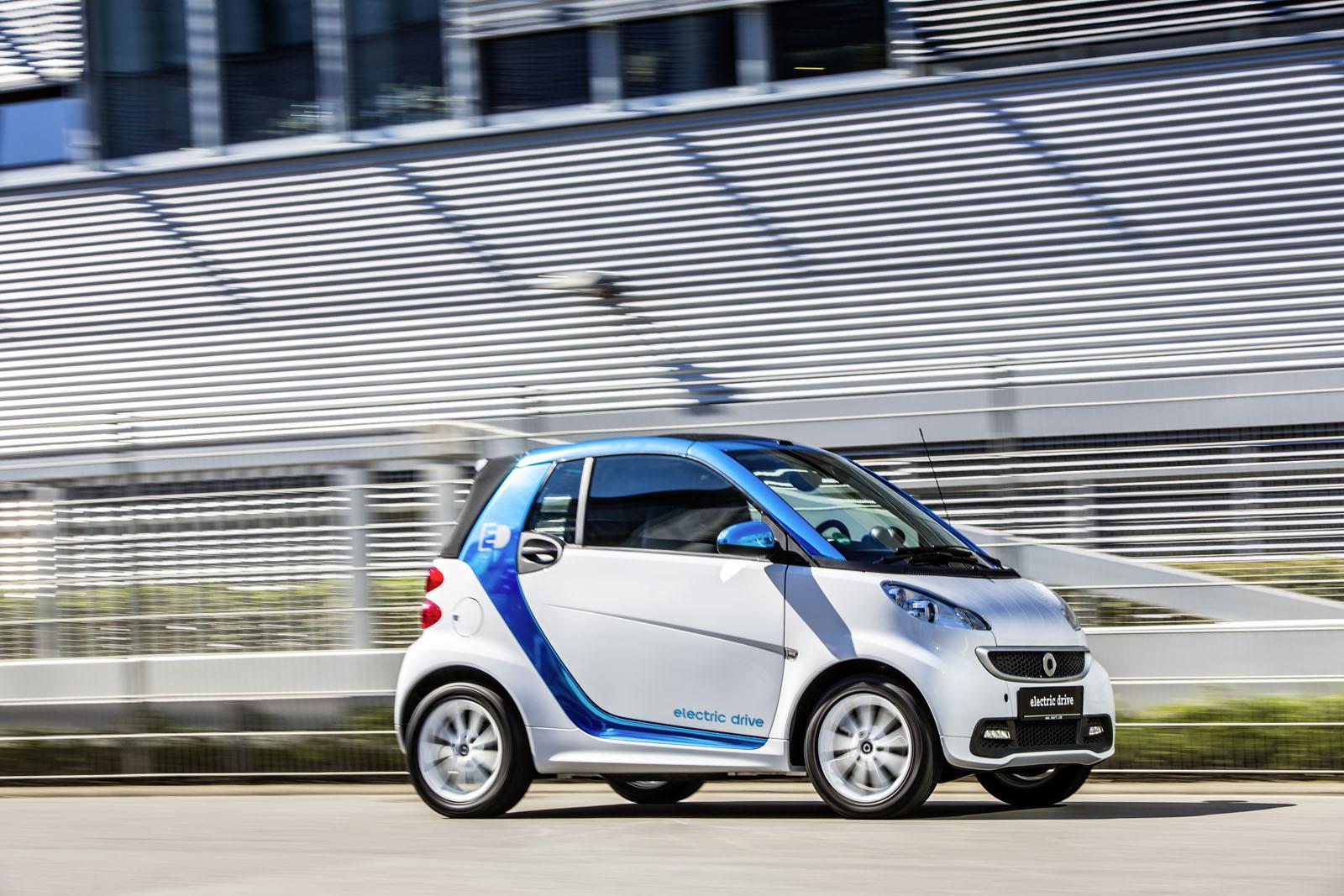 Smart fortwo электромобиль