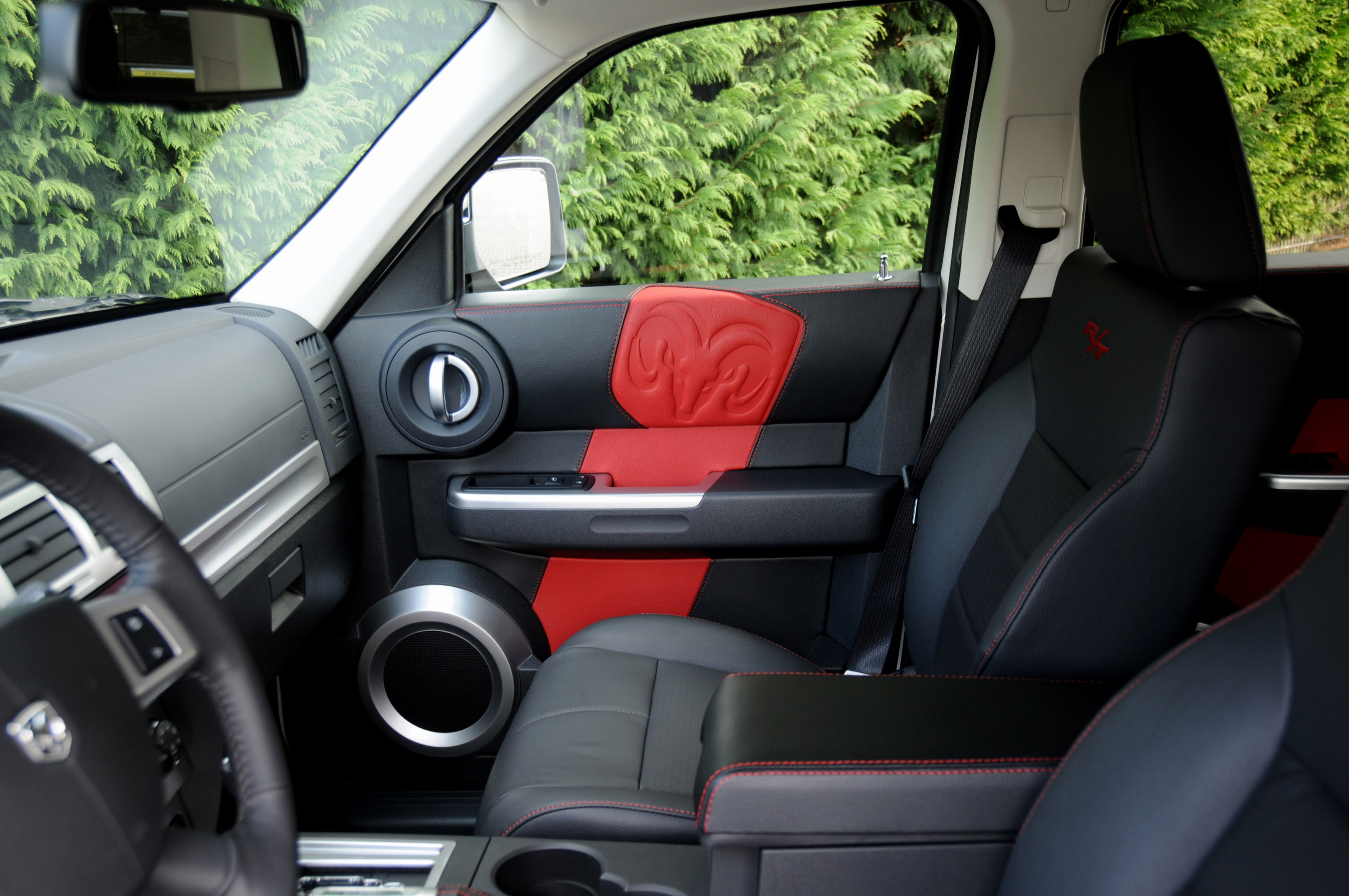 2007 Dodge Nitro Seat Covers