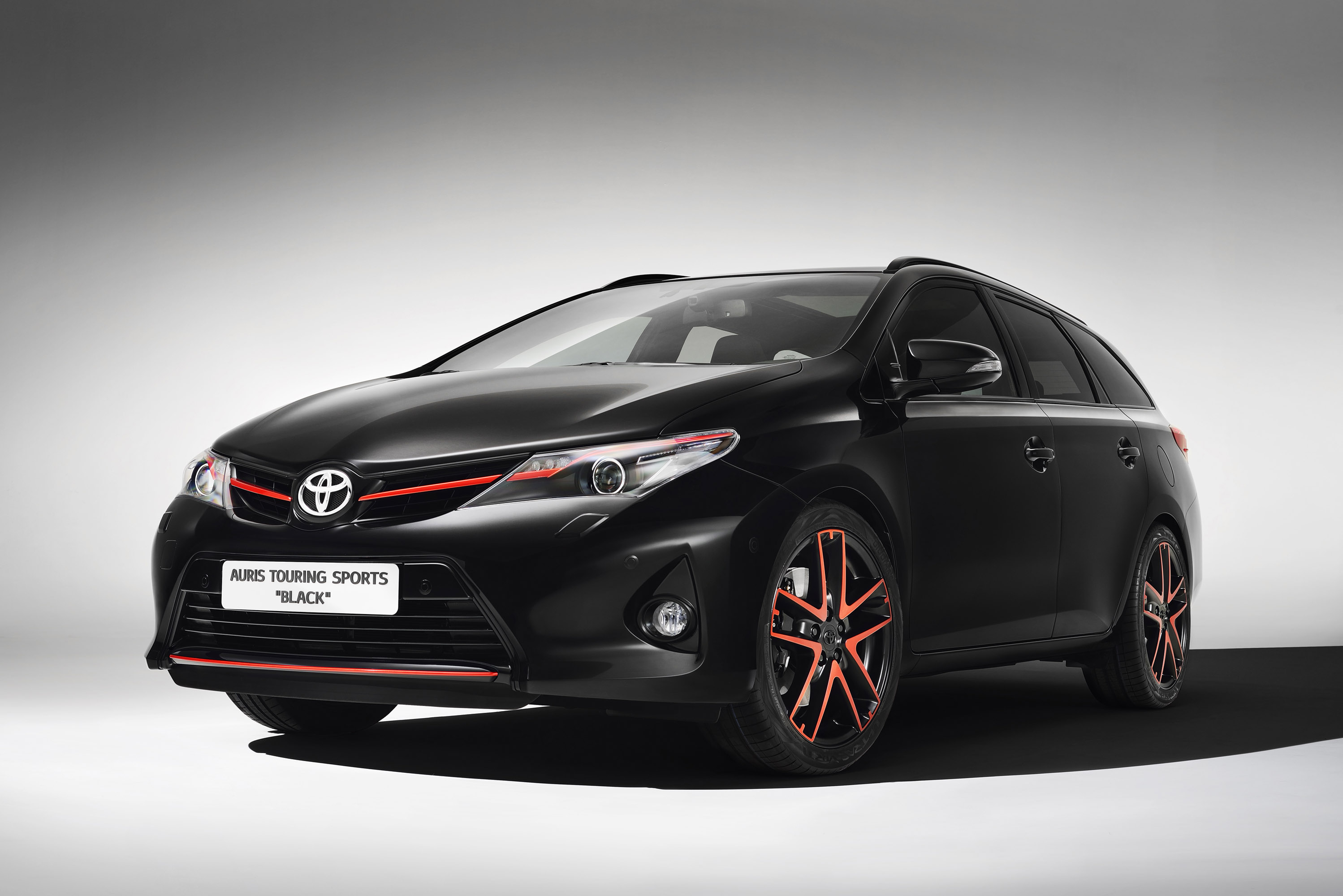 Geneva Motor Show Toyota Auris Touring Sports Black