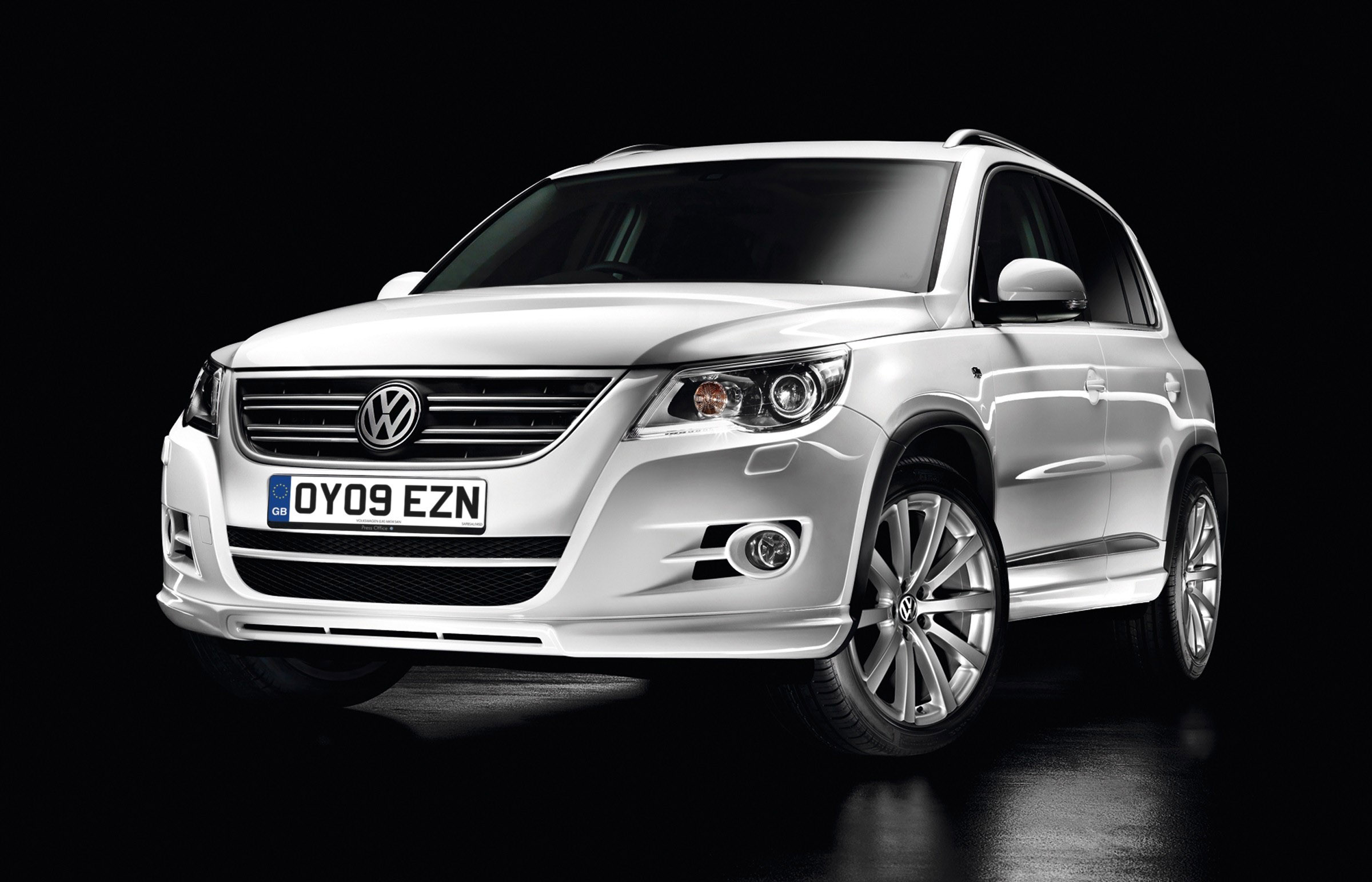 Imposing New R Line Model Joins The Tiguan Range used-2023-volkswagen-tiguan-for-sale-in-pompton-lakes-nj-with-photos