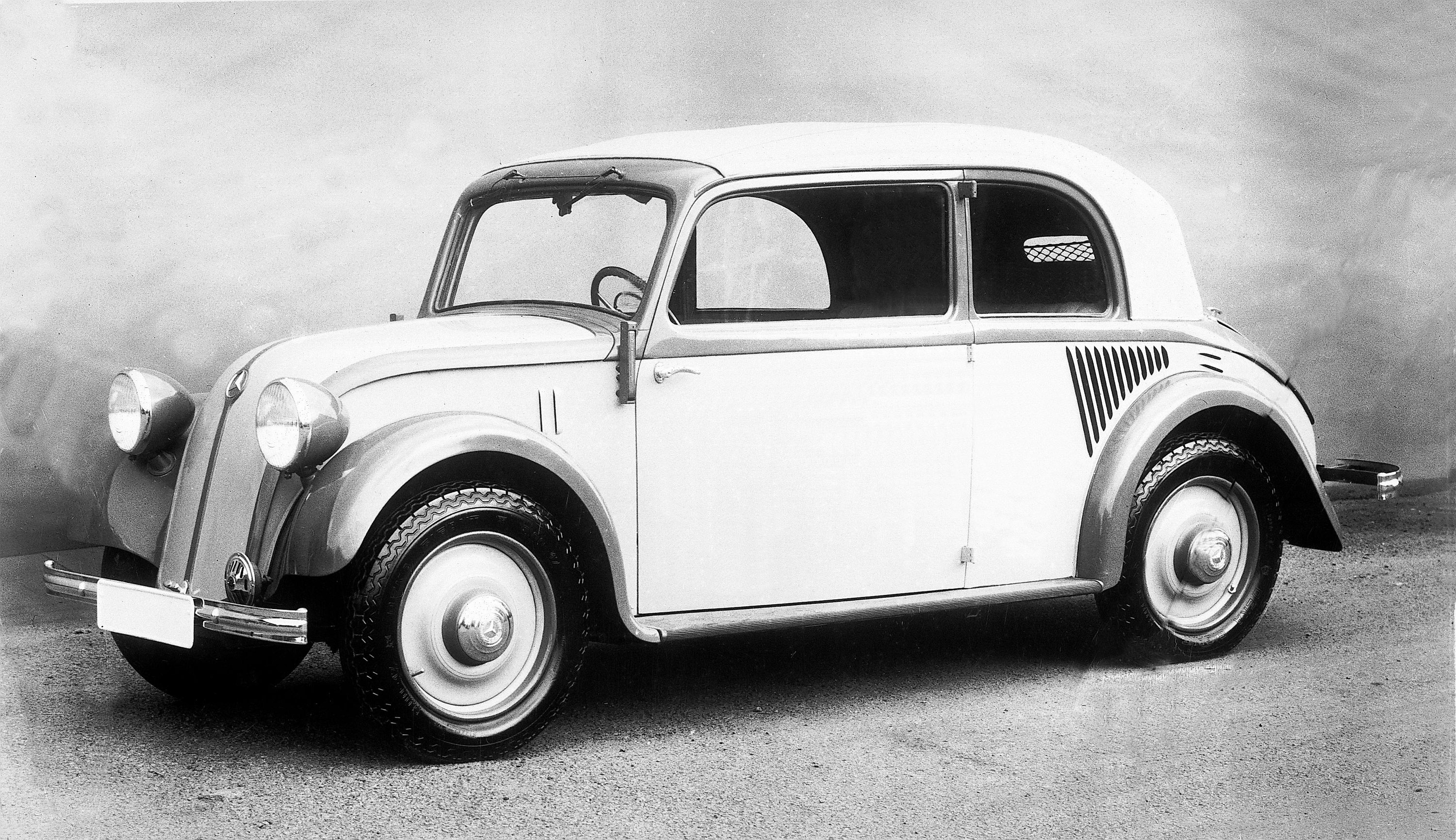 Mercedes-Benz 130