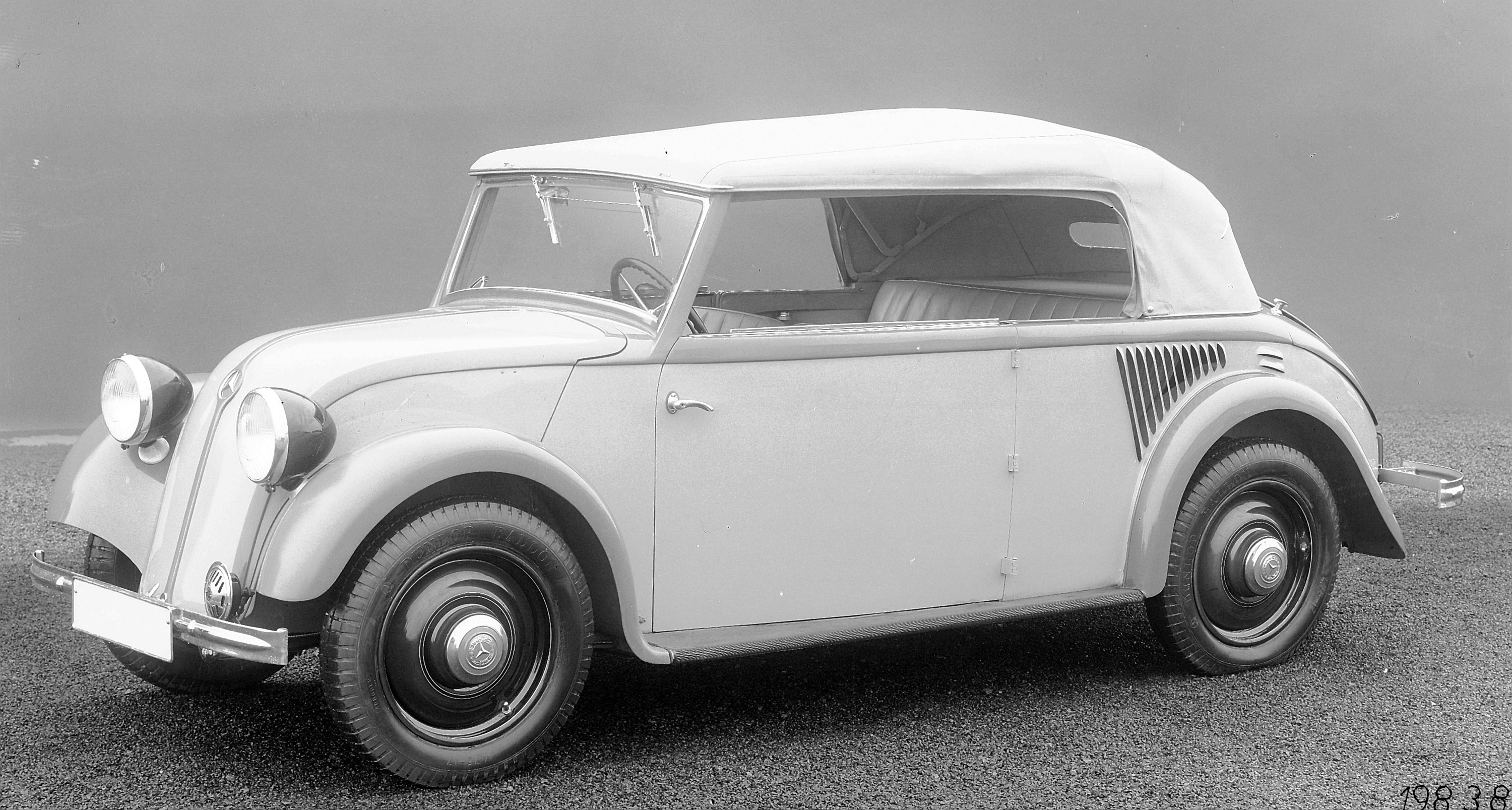 Mercedes-Benz 130