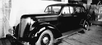 Volvo PV801-10 (1938) - picture 4 of 7