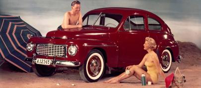 Volvo PV444 (1946) - picture 4 of 21