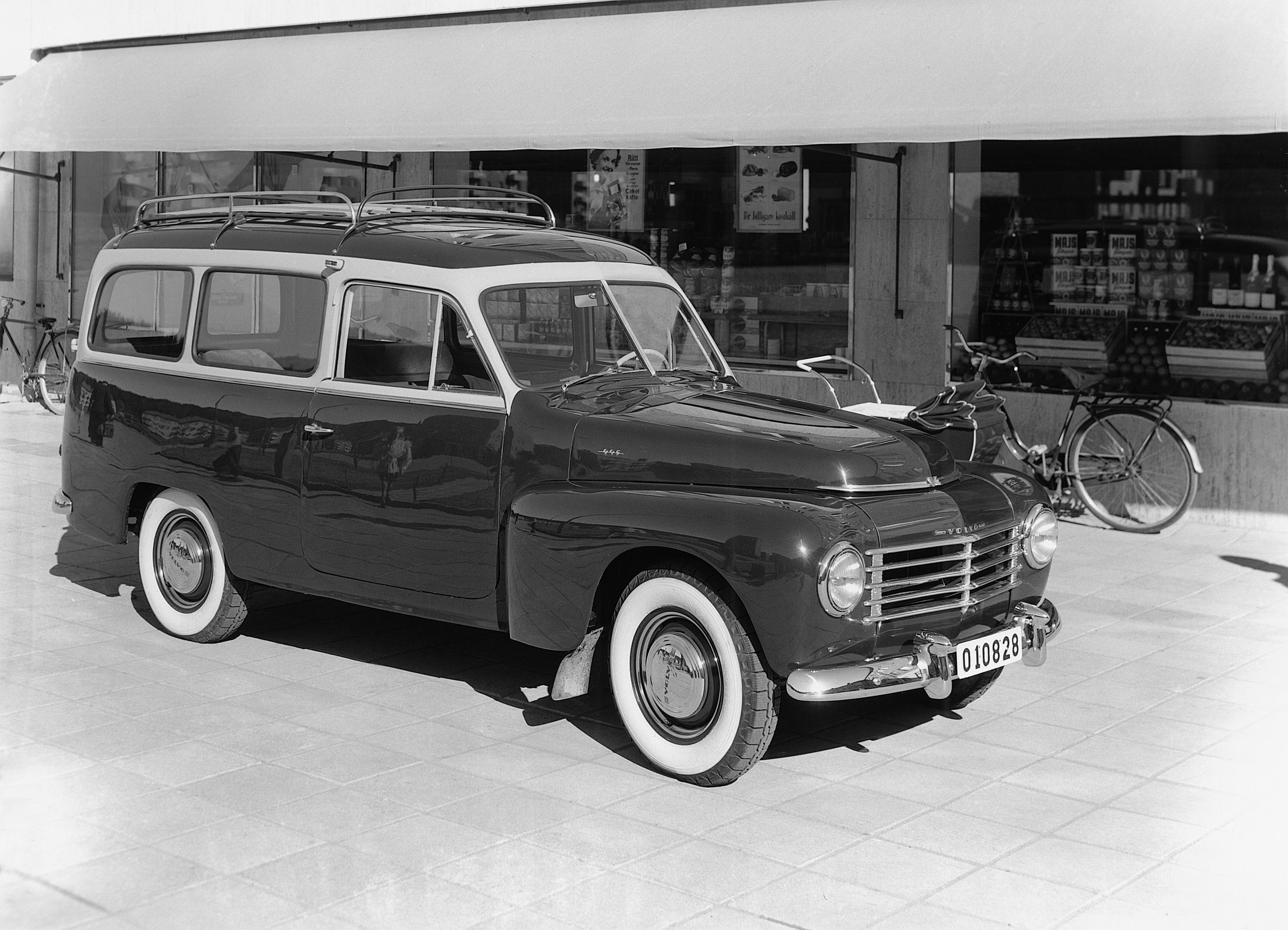 Volvo PV445