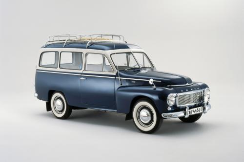 Volvo PV445 (1949) - picture 1 of 16