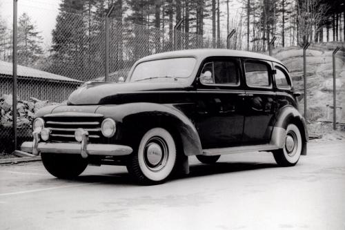 Volvo PV831-4 (1950) - picture 1 of 7