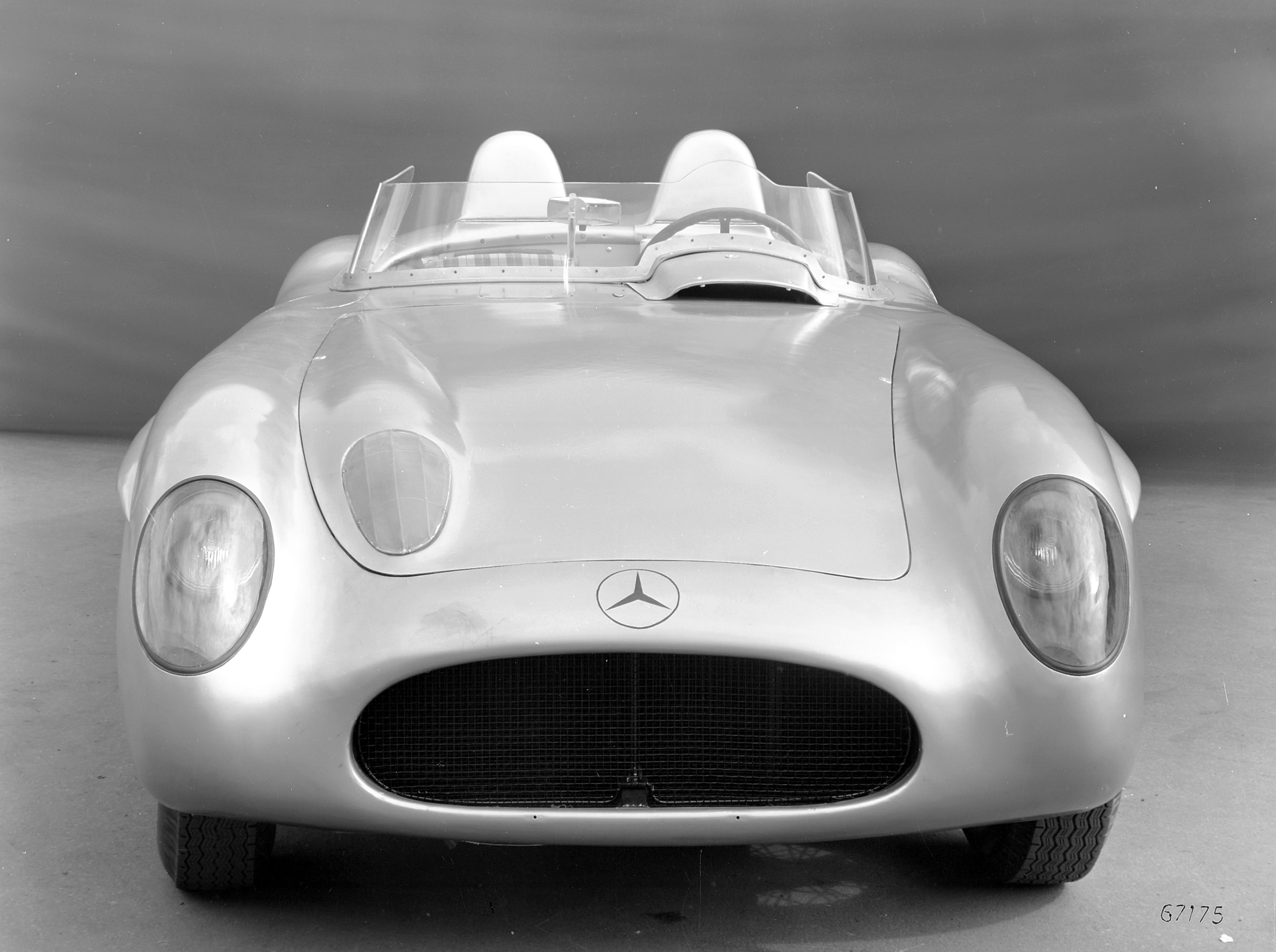 Mercedes-Benz 300 SLR