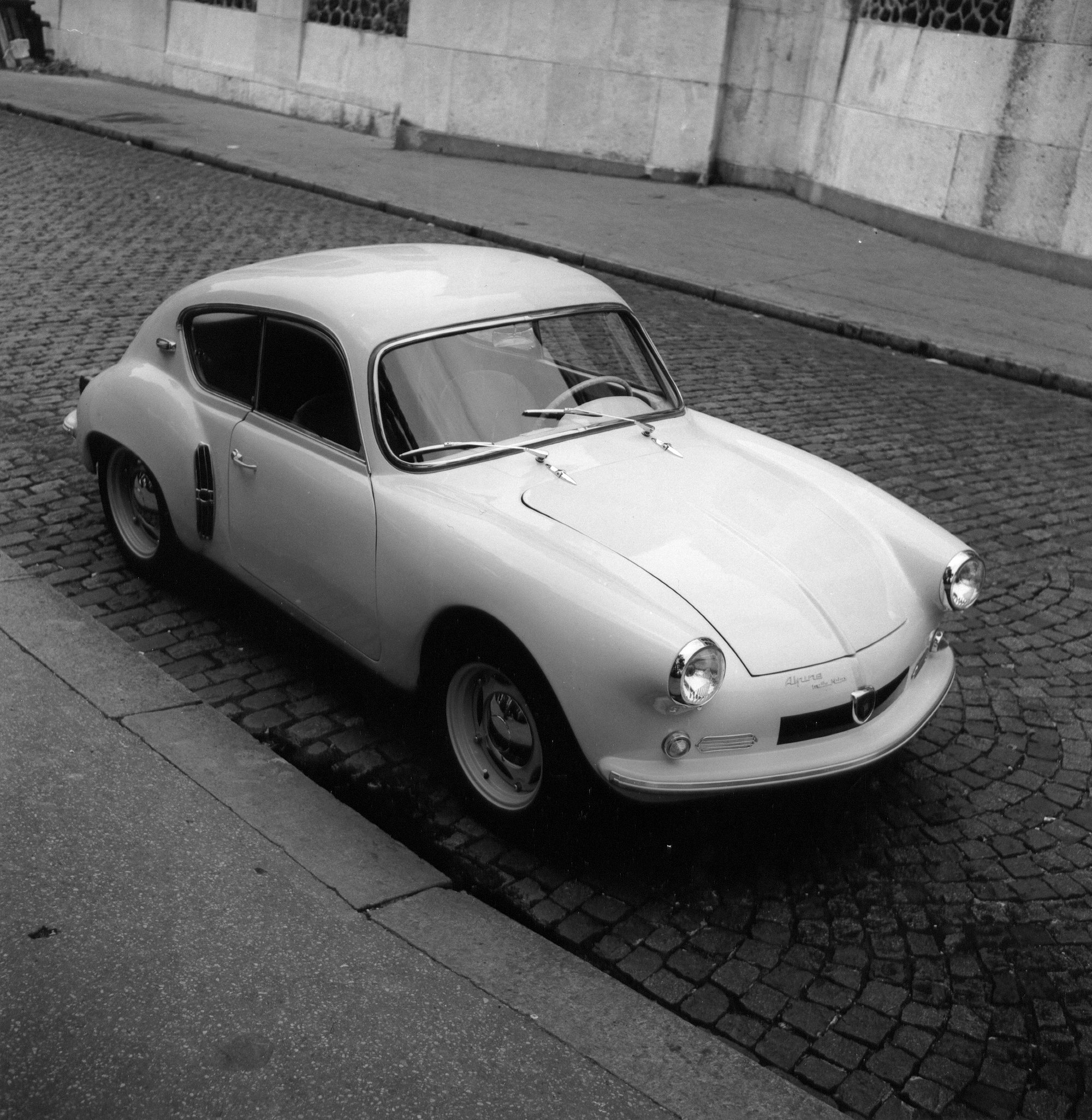 Renault Alpine A106