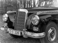 Mercedes-Benz 300d (1959) - picture 13 of 13