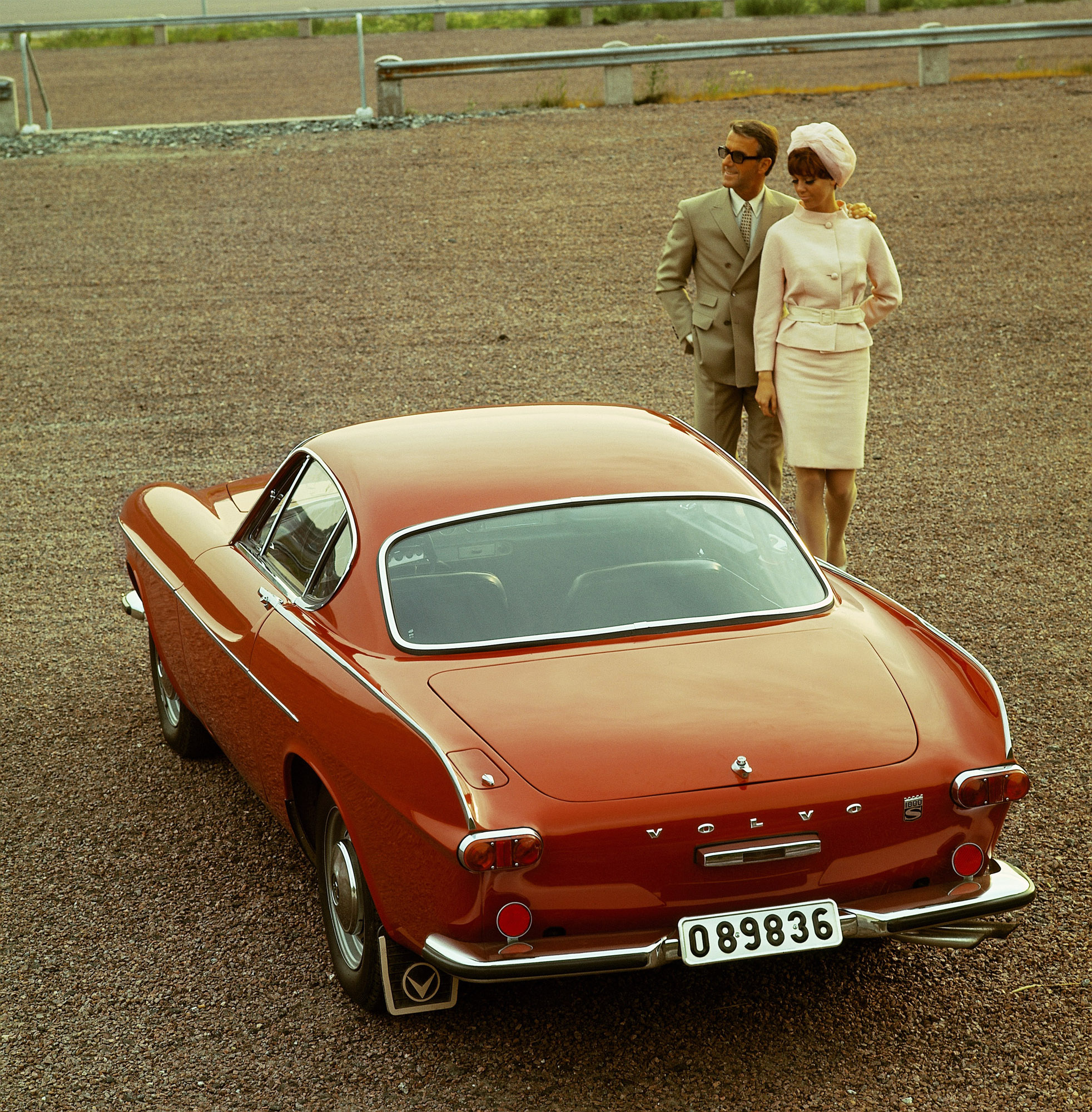 Volvo P1800