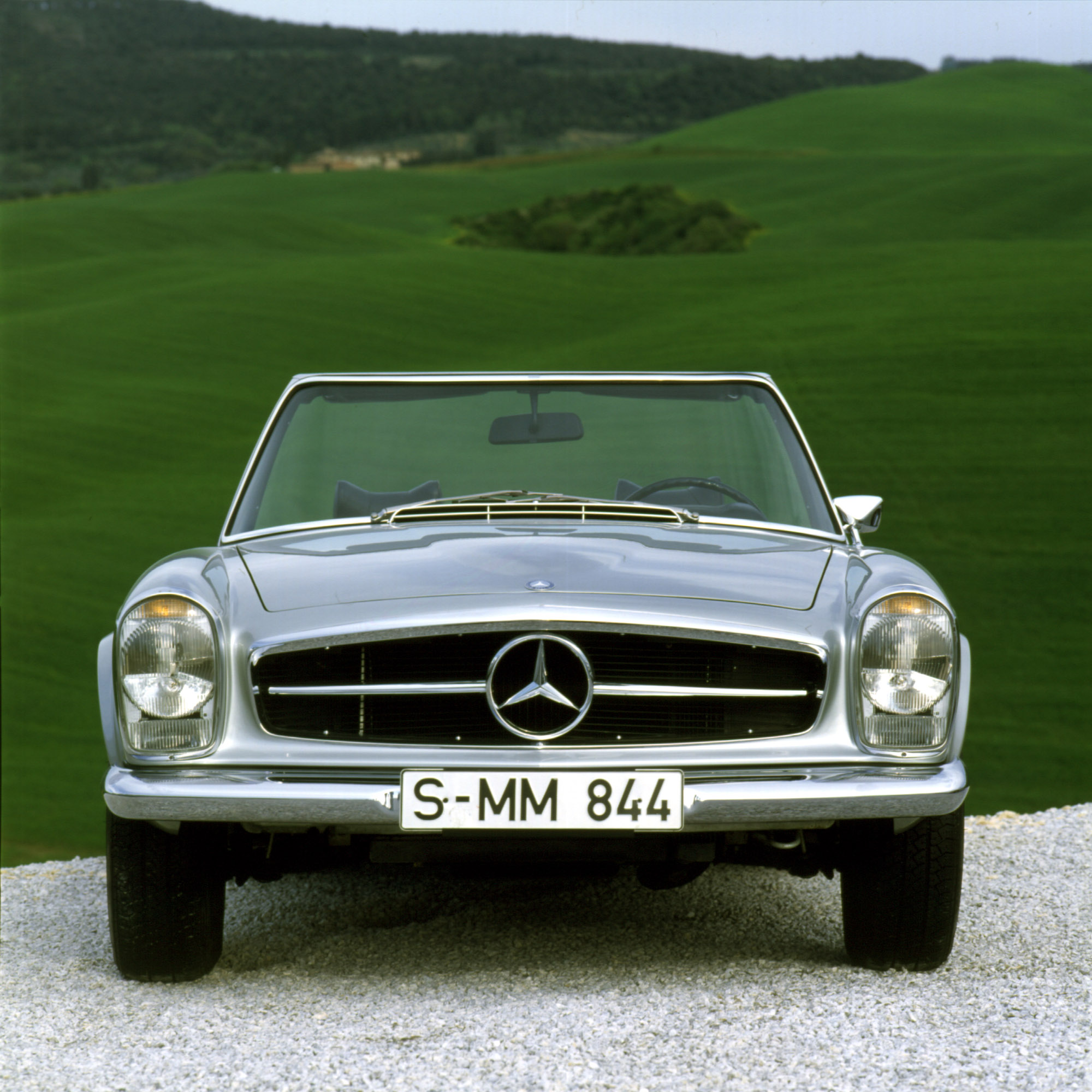 Mercedes-Benz 230 SL