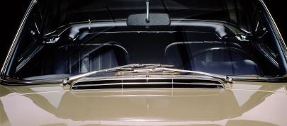 Mercedes-Benz 230 SL (1963) - picture 12 of 12