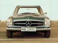 Mercedes-Benz 230 SL (1963)