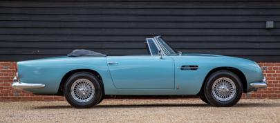 Aston Martin DB5 Convertible (1964) - picture 4 of 10