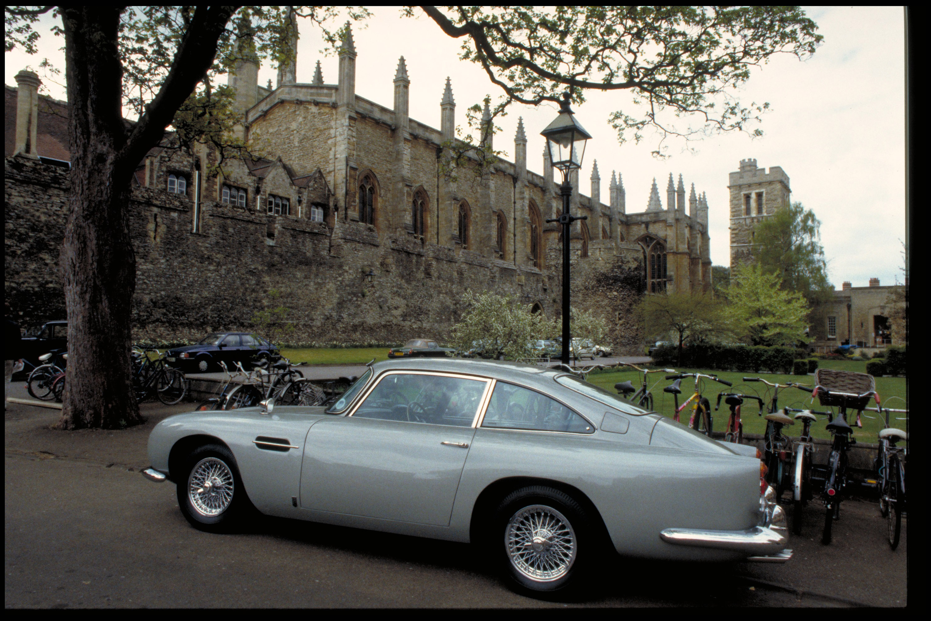 Aston Martin Goldfinger DB5