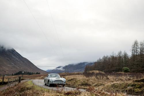 Aston Martin Goldfinger DB5 (1965) - picture 1 of 7