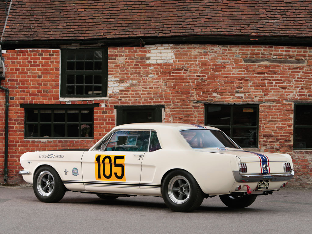 Ford Mustang 289 Racing Car