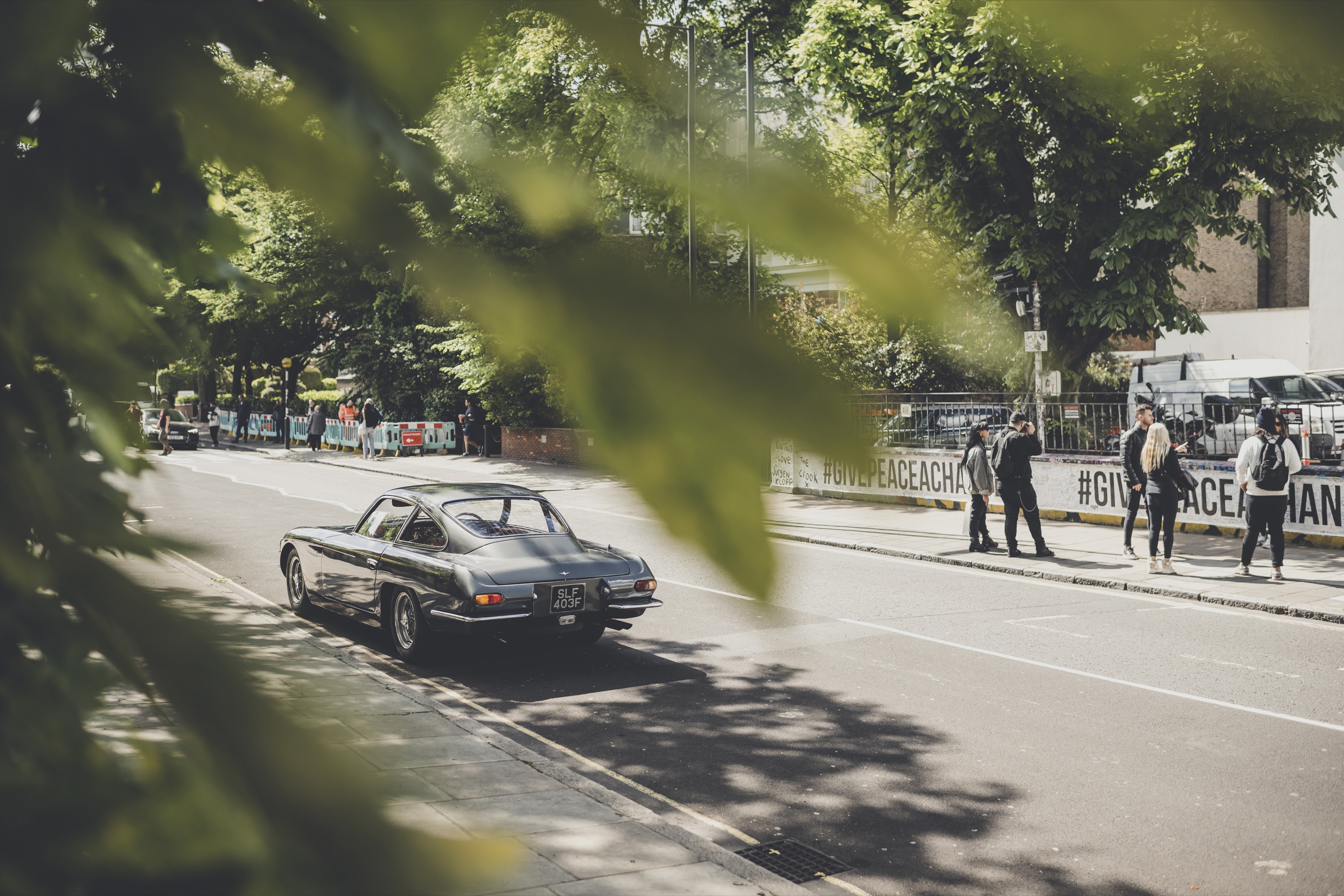 Lamborghini 400 GT 2+2