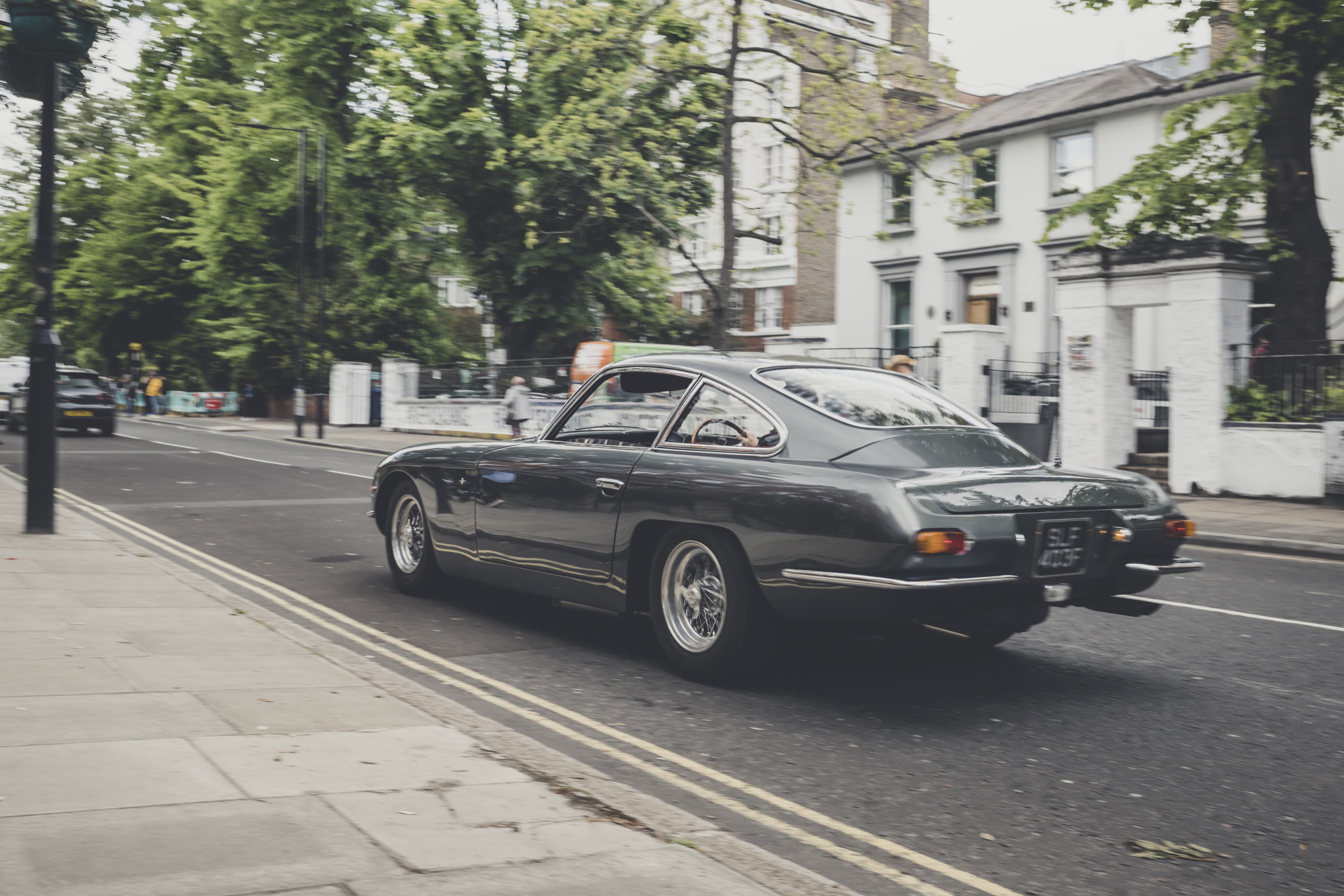 Lamborghini 400 GT 2+2