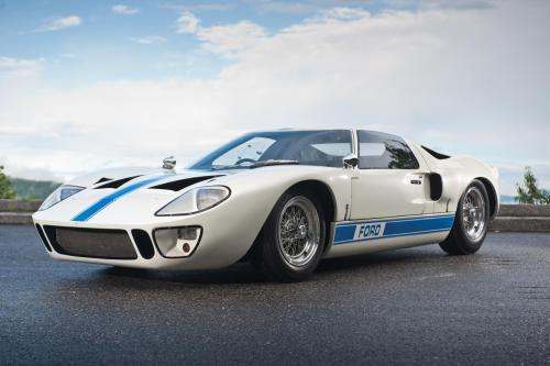 Ford GT40 (1967) - picture 1 of 5