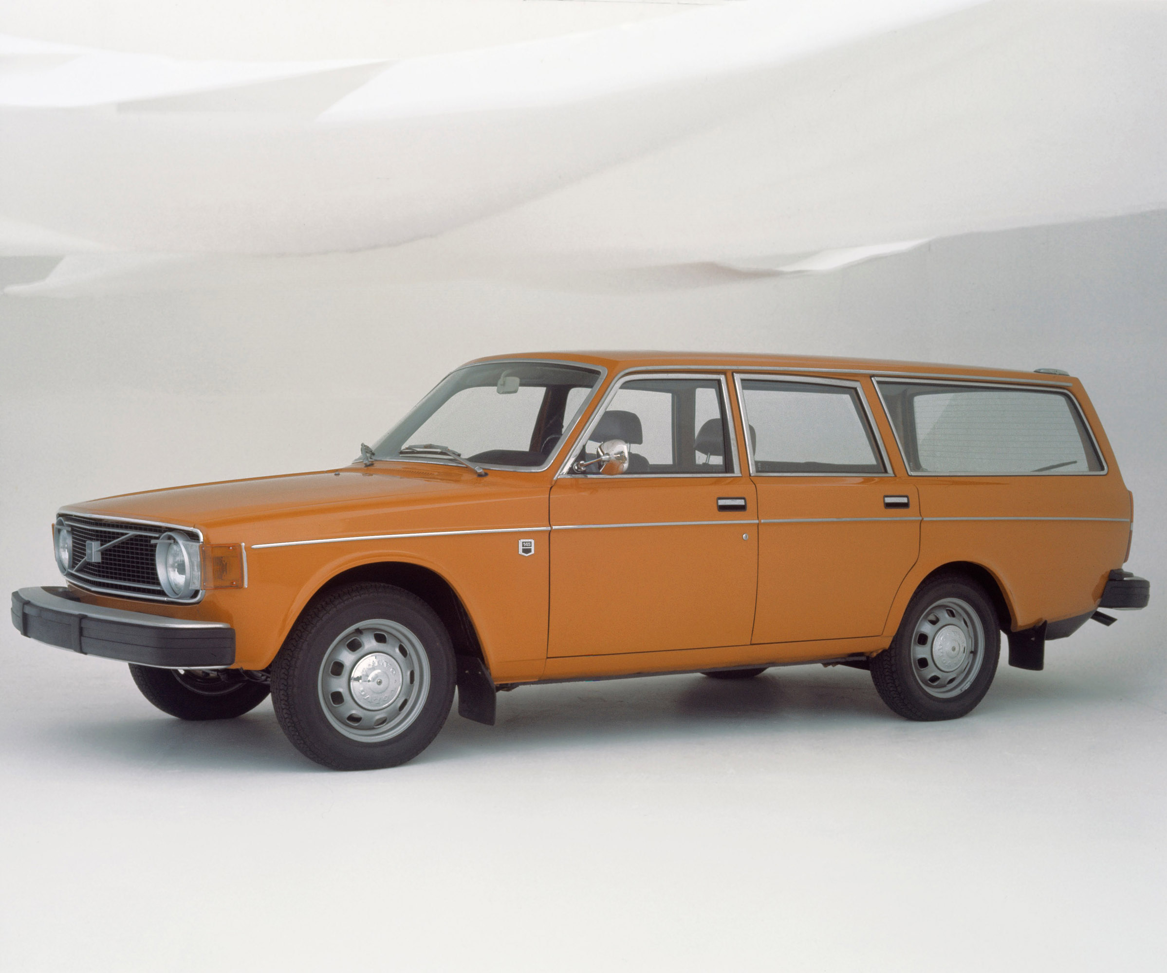 Volvo 145