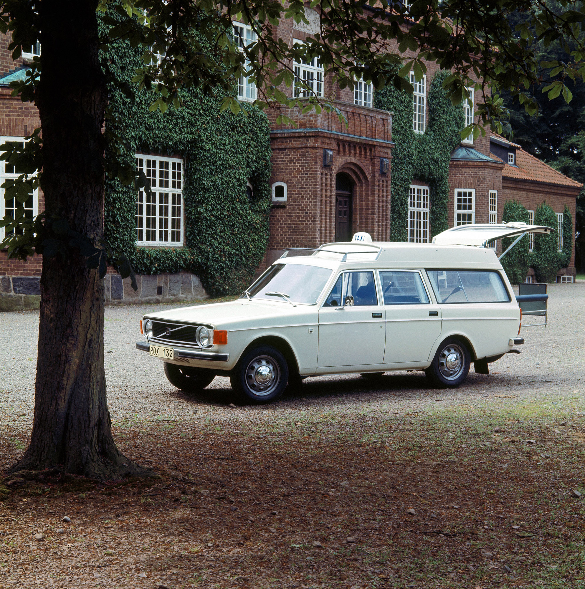 Volvo 145