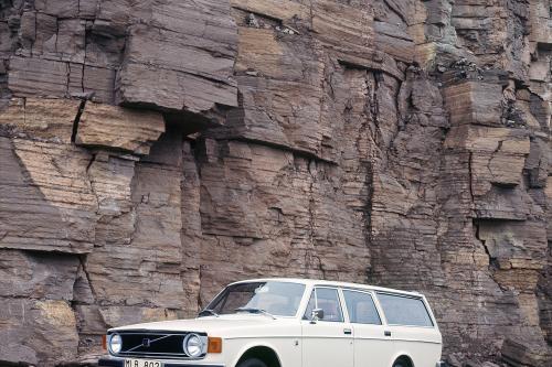 Volvo 145 (1967) - picture 16 of 37