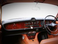 1968 Jaguar 420 by Carbon Motors