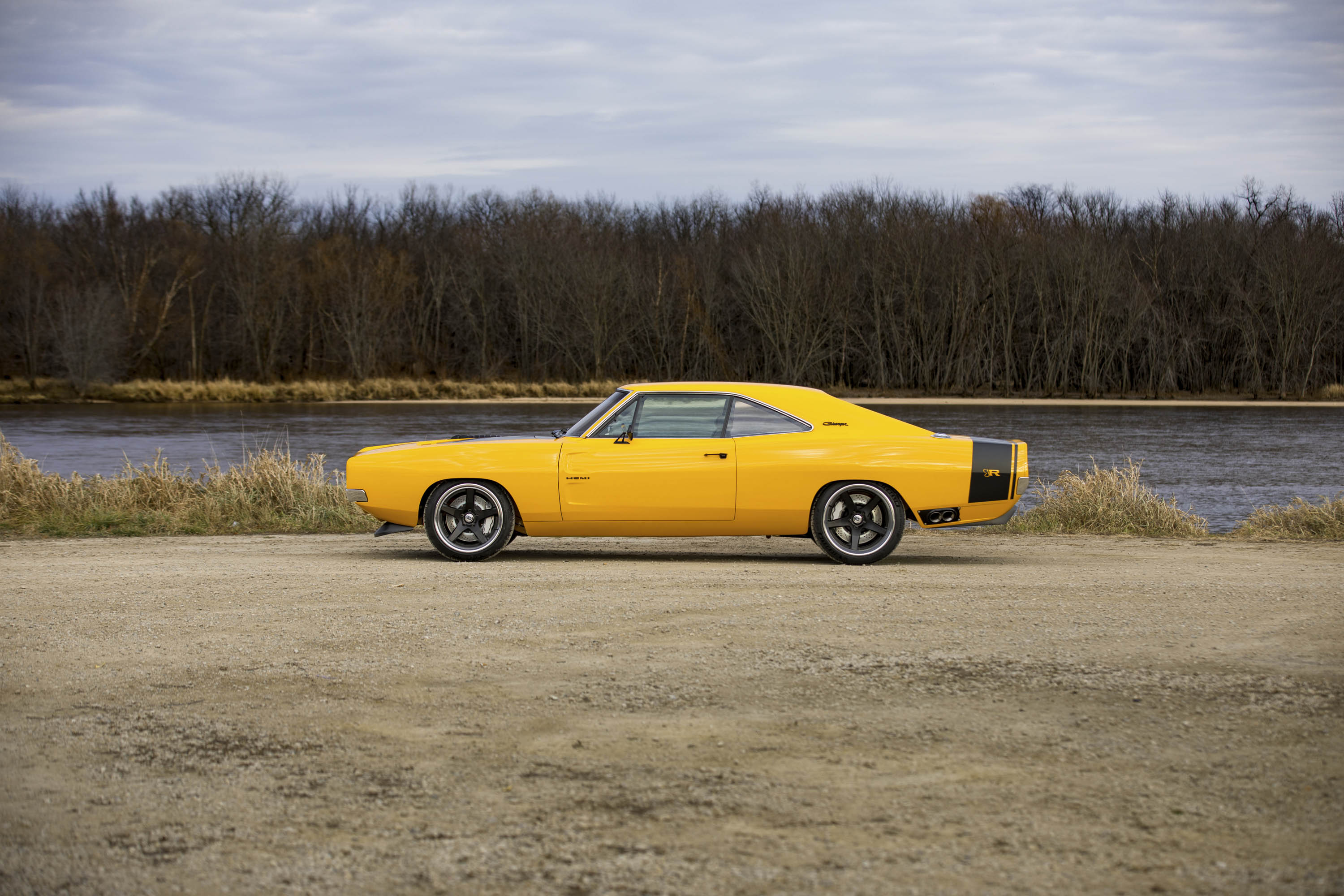 Dodge Charger CAPTIV by Ringbrothers