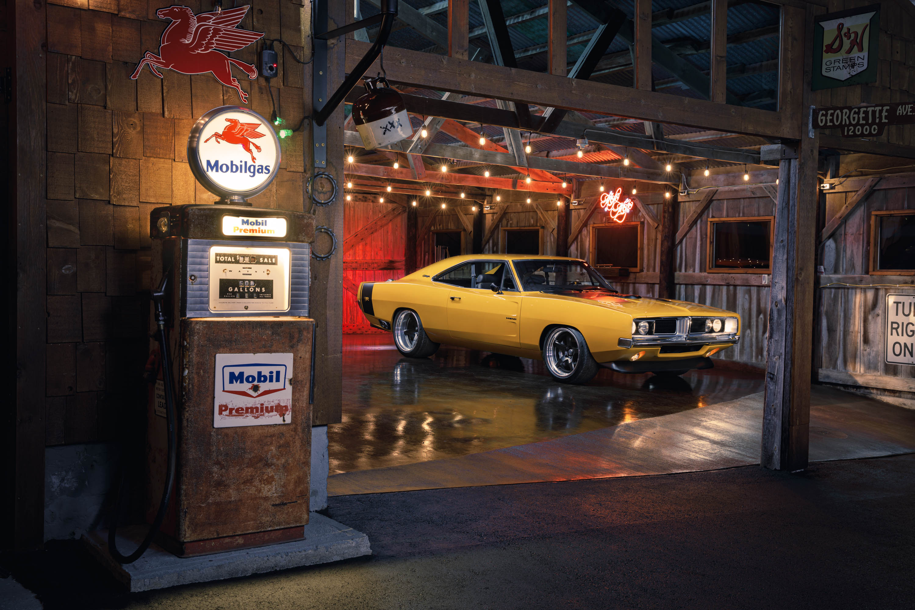 Dodge Charger CAPTIV by Ringbrothers