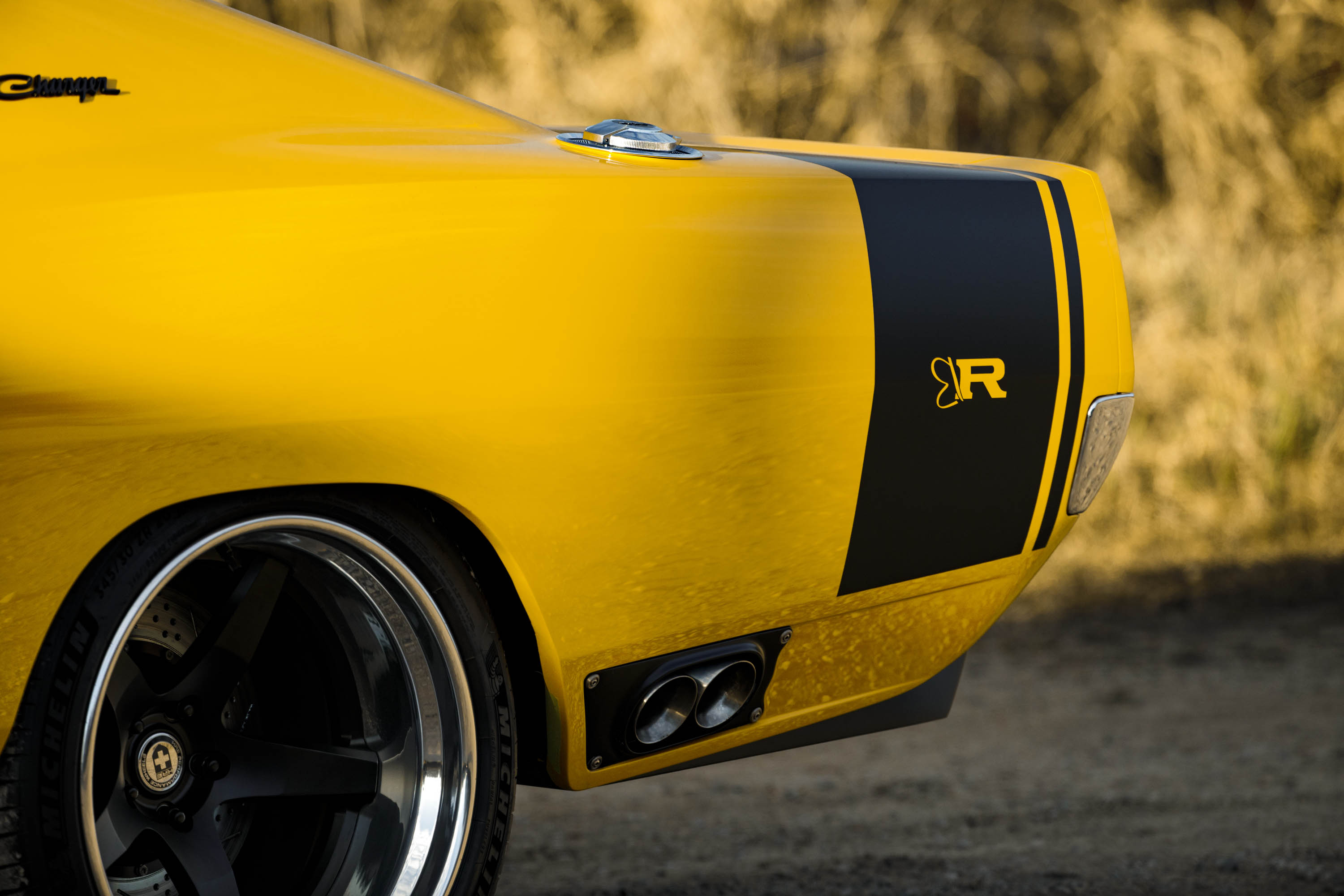 Dodge Charger CAPTIV by Ringbrothers